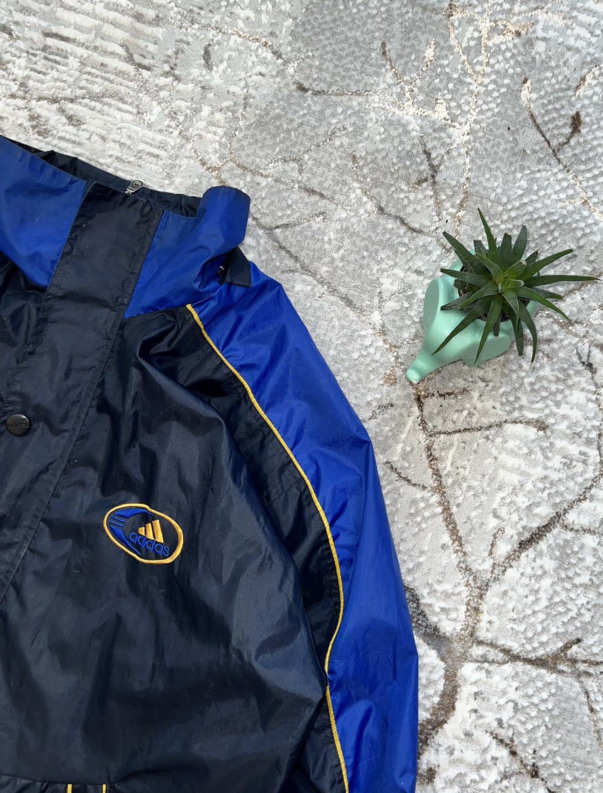 Adidas × Vintage ADIDAS 90S VINTAGE NYLON TRACK JACKET OVERSIZE WINDBREAKER Size US M / EU 48-50 / 2 - 3 Thumbnail