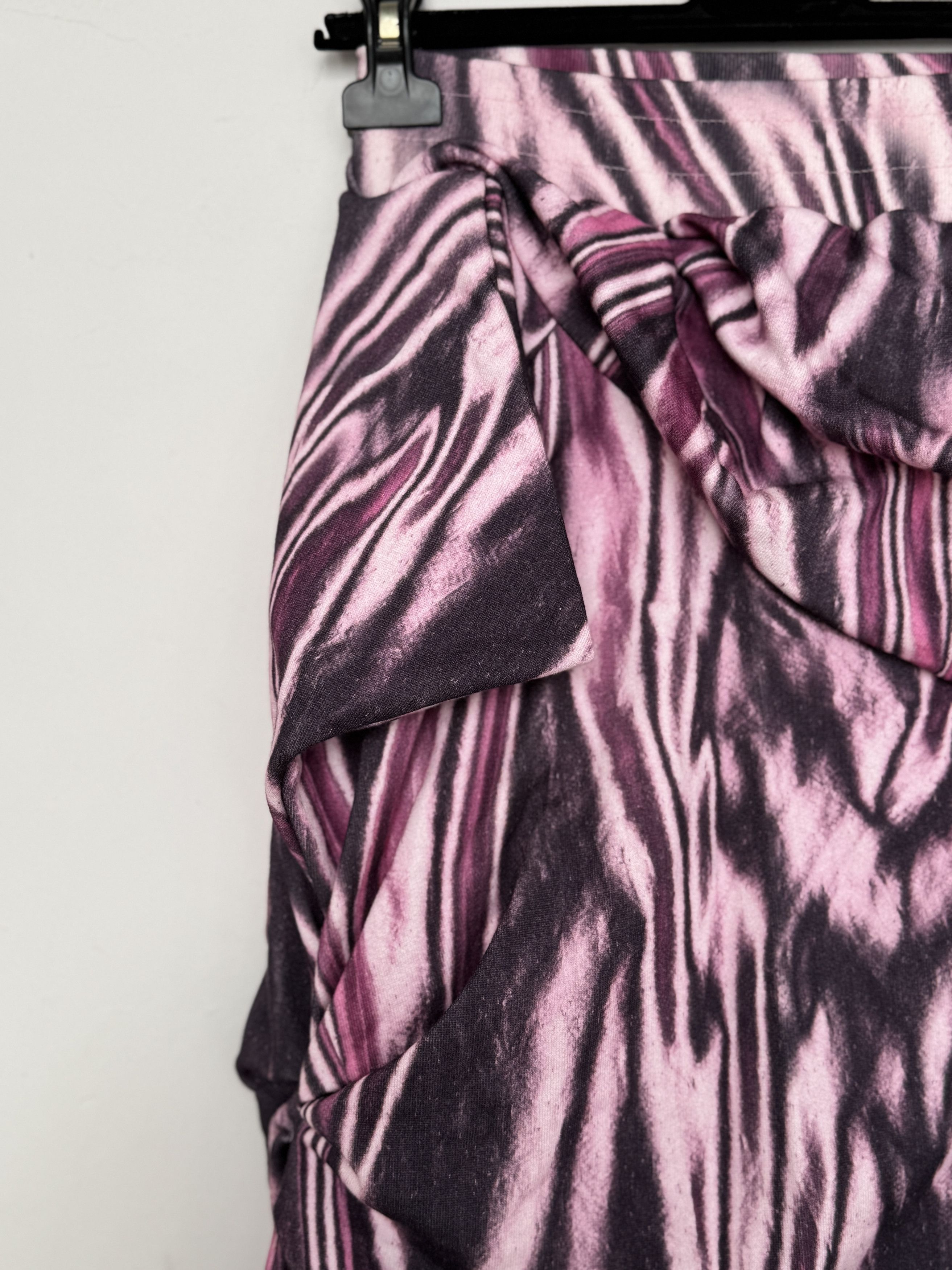 Dries Van Noten Dries Van Noten Draped Midi Skirt Size 26" / US 2 / IT 38 - 3 Thumbnail
