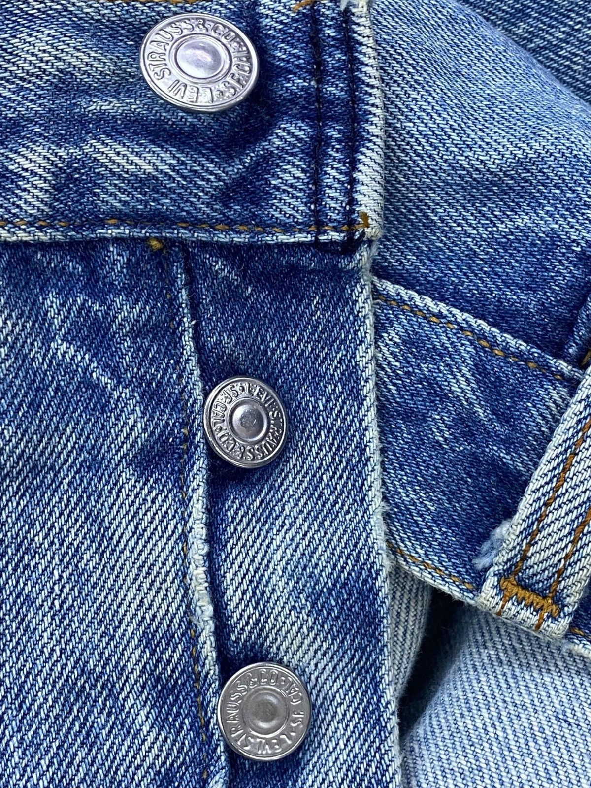 Levi's Levi’s Faded Wash Whiskered Style Straight Leg Jeans Size US 32 / EU 48 - 11 Thumbnail