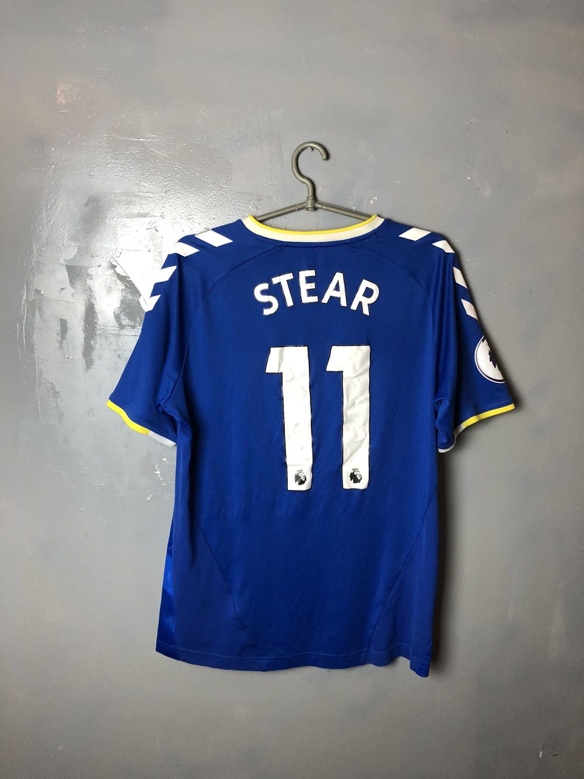Vintage Men’s soccer jersey Hummel FC Everton #11 Stear Size US M / EU 48-50 / 2 - 1 Thumbnail