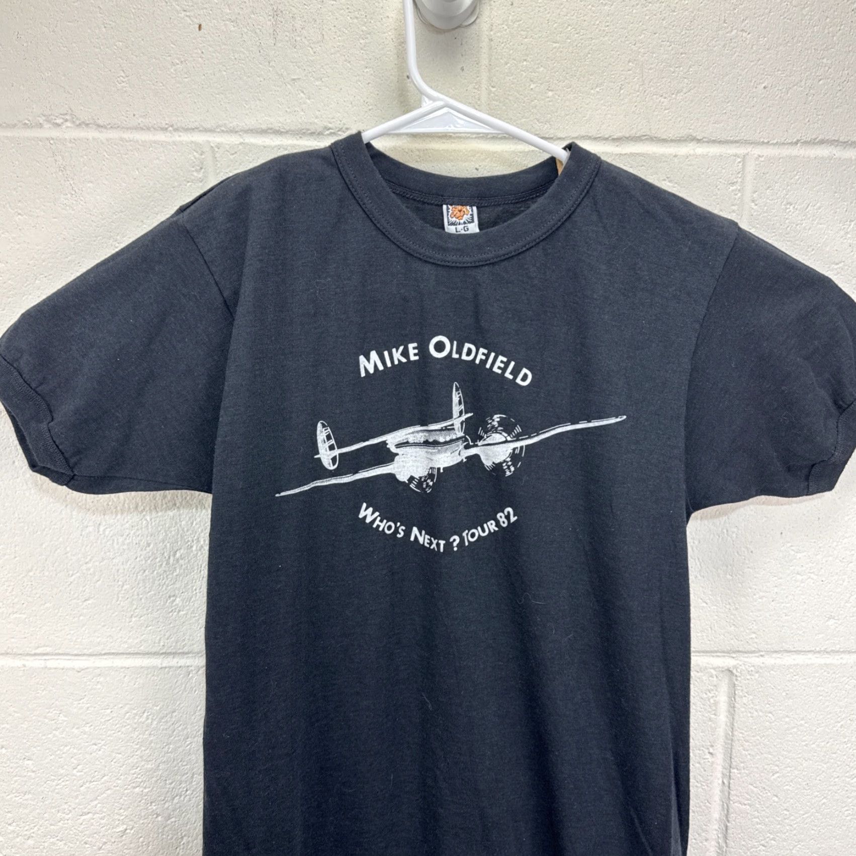 Vintage VINTAGE Mike Oldfield World Tour T-Shirt 1982 Black Cotton Small Unisex Tiger Brand Graphic Tee Rockabilly 1980s Canada Mens Womens Boys Girls Size US S / EU 44-46 / 1 - 2 Thumbnail