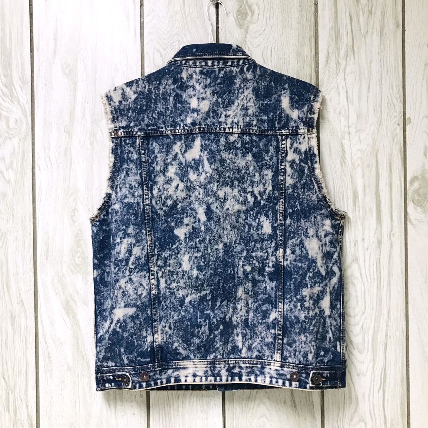 Southpole Southpole Men Blue Acid Wash Distressed USA Button-Up Denim Vest XL Shirt Vest Size US XL / EU 56 / 4 - 2 Thumbnail