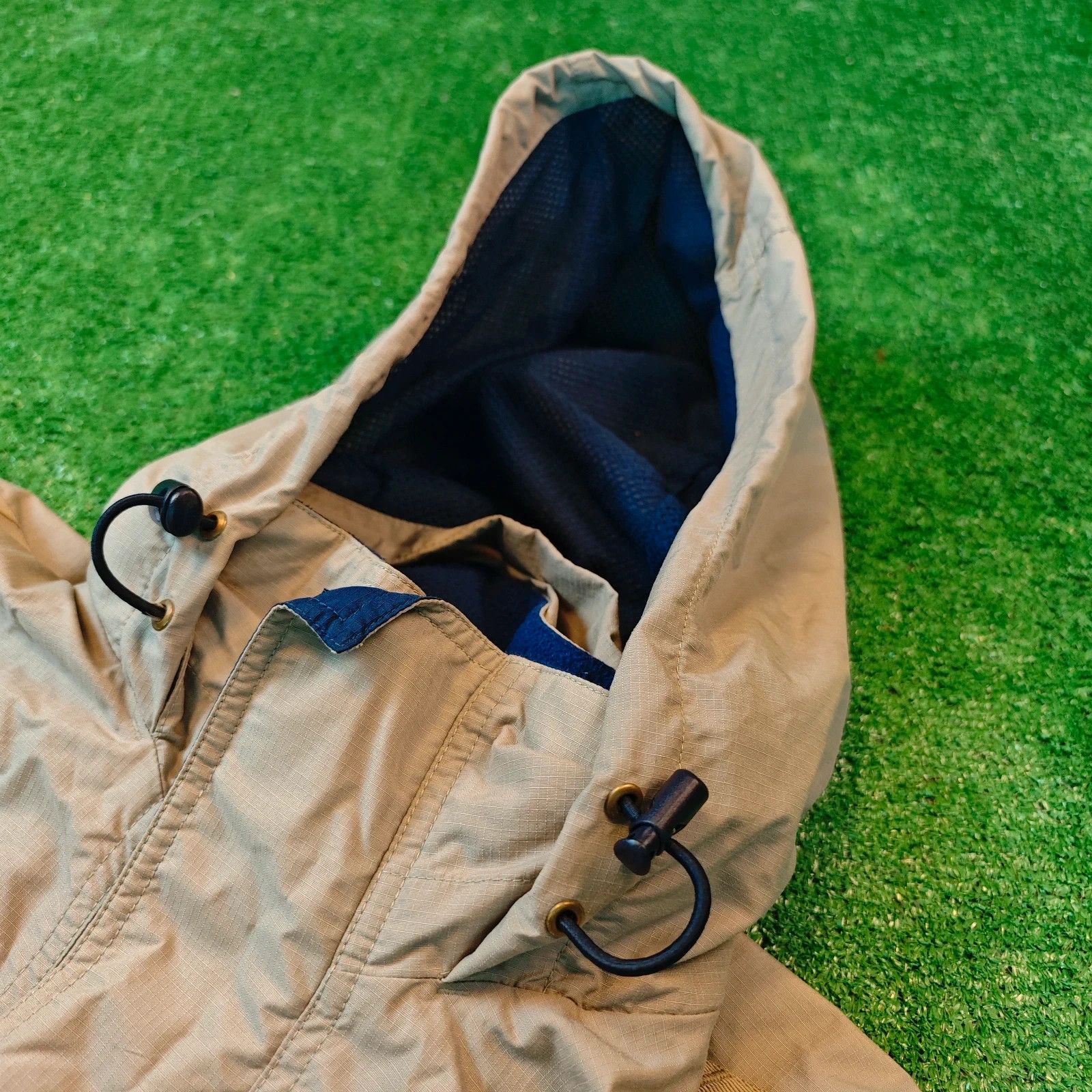 Helly Hansen Vintage Helly Hansen Jacket Mens Small Full zip beige 90s Size US S / EU 44-46 / 1 - 5 Thumbnail