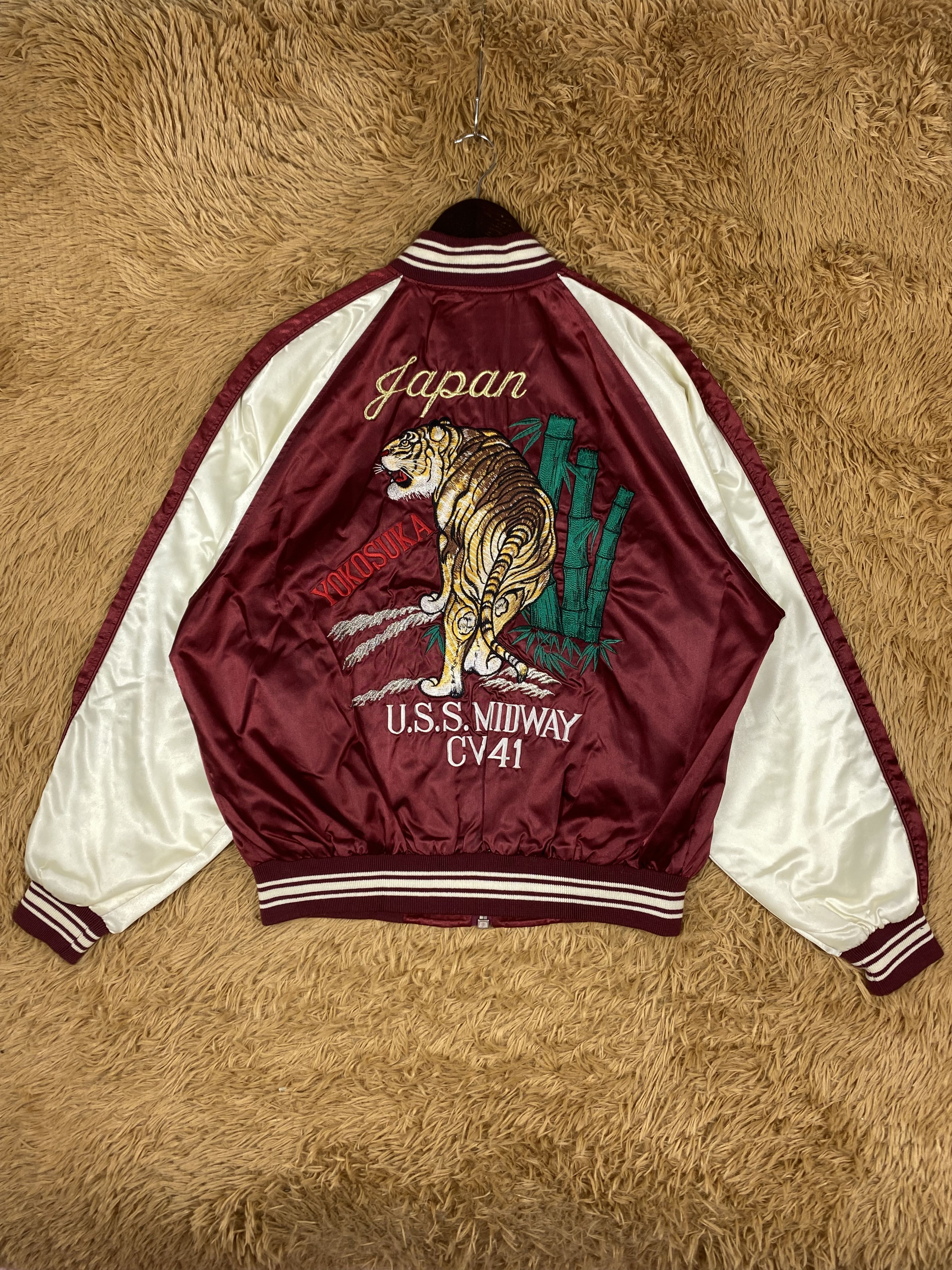 Japanese Brand Vintage Sukajan Tiger Varsity Jacket DJ1039 Size US M / EU 48-50 / 2 - 1 Thumbnail