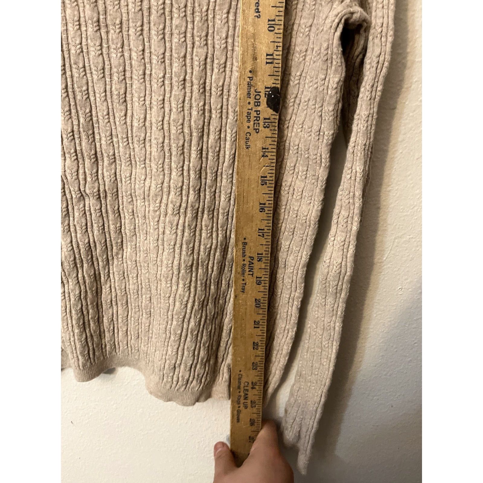 Tommy Hilfiger Tommy Hilfiger Women's Sweater Size M Beige V-Neck Knit Pullover Cable-Knit Womens Size M / US 6-8 / IT 42-44 - 4 Thumbnail
