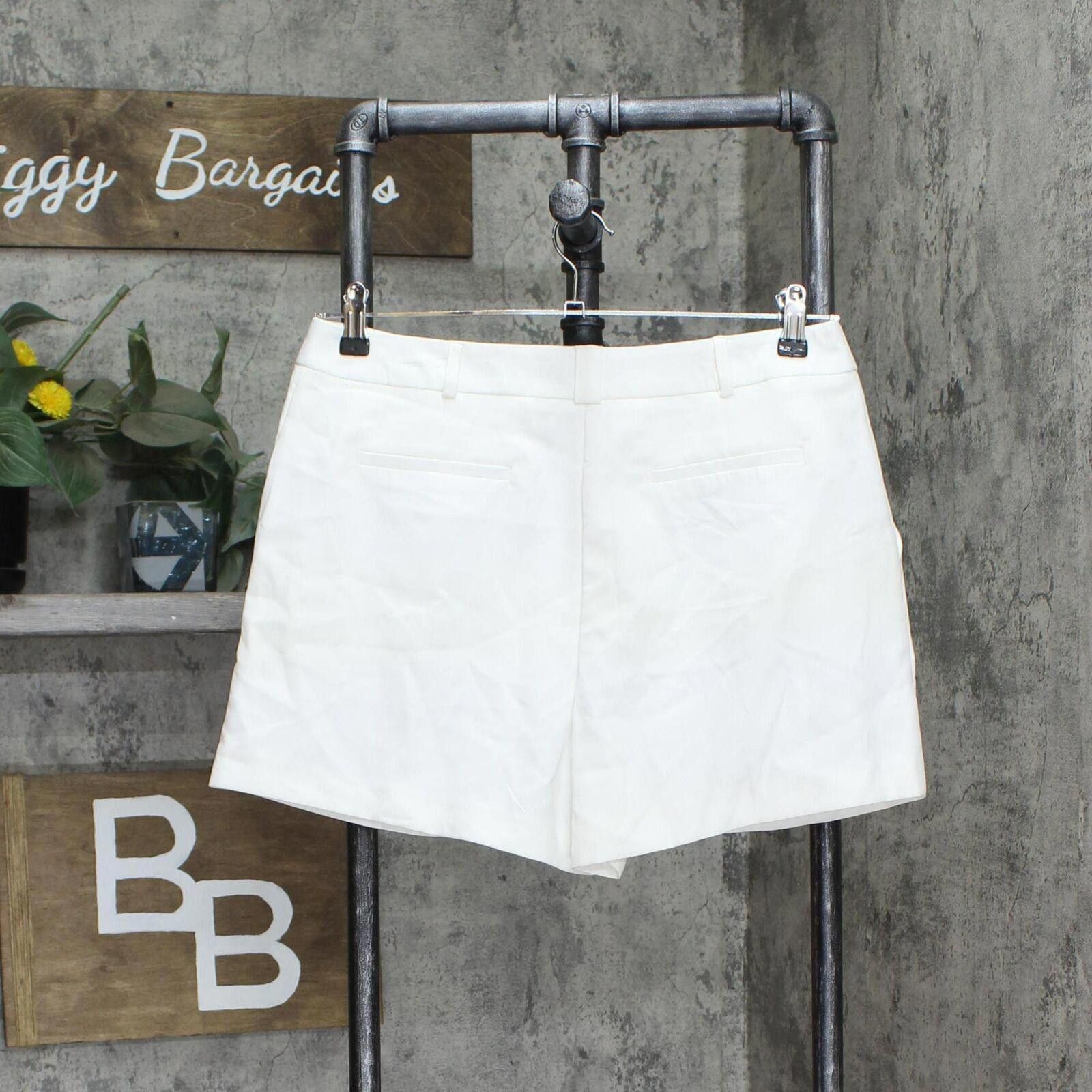 Designer Simply Styled Fit Suiting Shorts S22224SS-MB 10 Cloud White Size 32" / US 10 / IT 46 - 2 Thumbnail