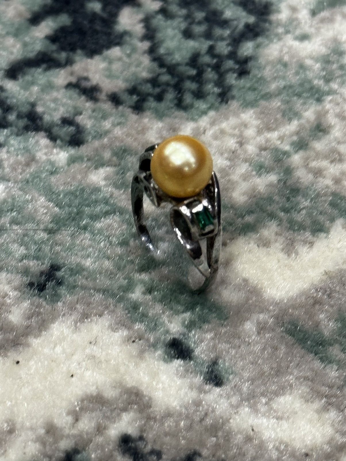 Jewelry × Sterling Silver GOLDEN PEARL SOUTH SEA WITH EMERALD SILVER RING Size ONE SIZE - 3 Thumbnail
