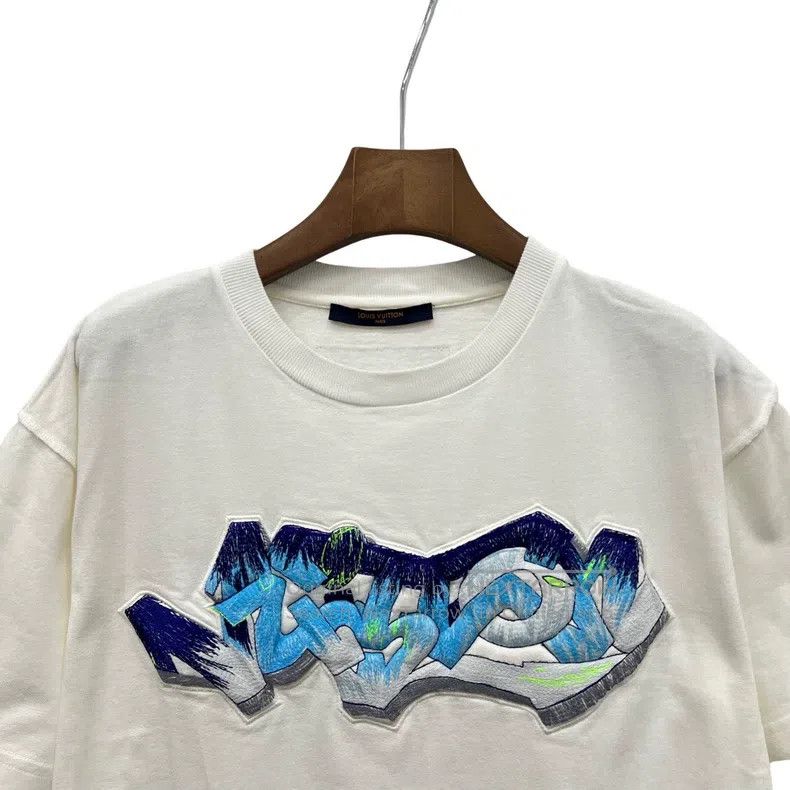 Louis Vuitton Louis Vuitton White Graffiti Short Sleeve Size US S / EU 44-46 / 1 - 3 Thumbnail