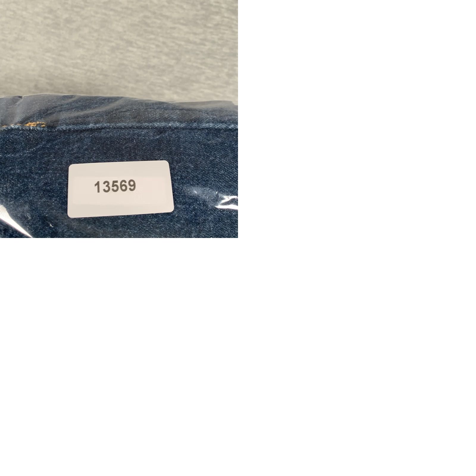 Levi's Levi's 501 Jeans Mens 33x30 Blue Button Fly Straight Leg Original Fit Jeans Mens 33 Blue 501 Original Fit Size US 33 - 10 Thumbnail