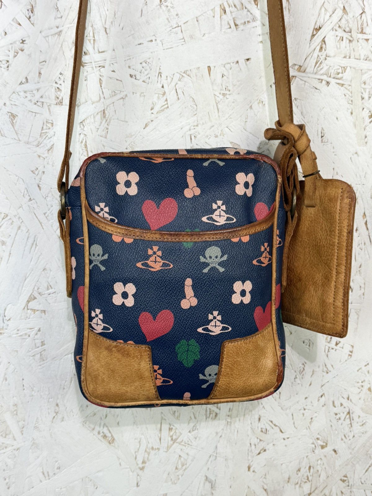 Vivienne Westwood Vivienne Westwood Gold Label Monogram Crossbody Shoulder Bag Size ONE SIZE - 8 Thumbnail