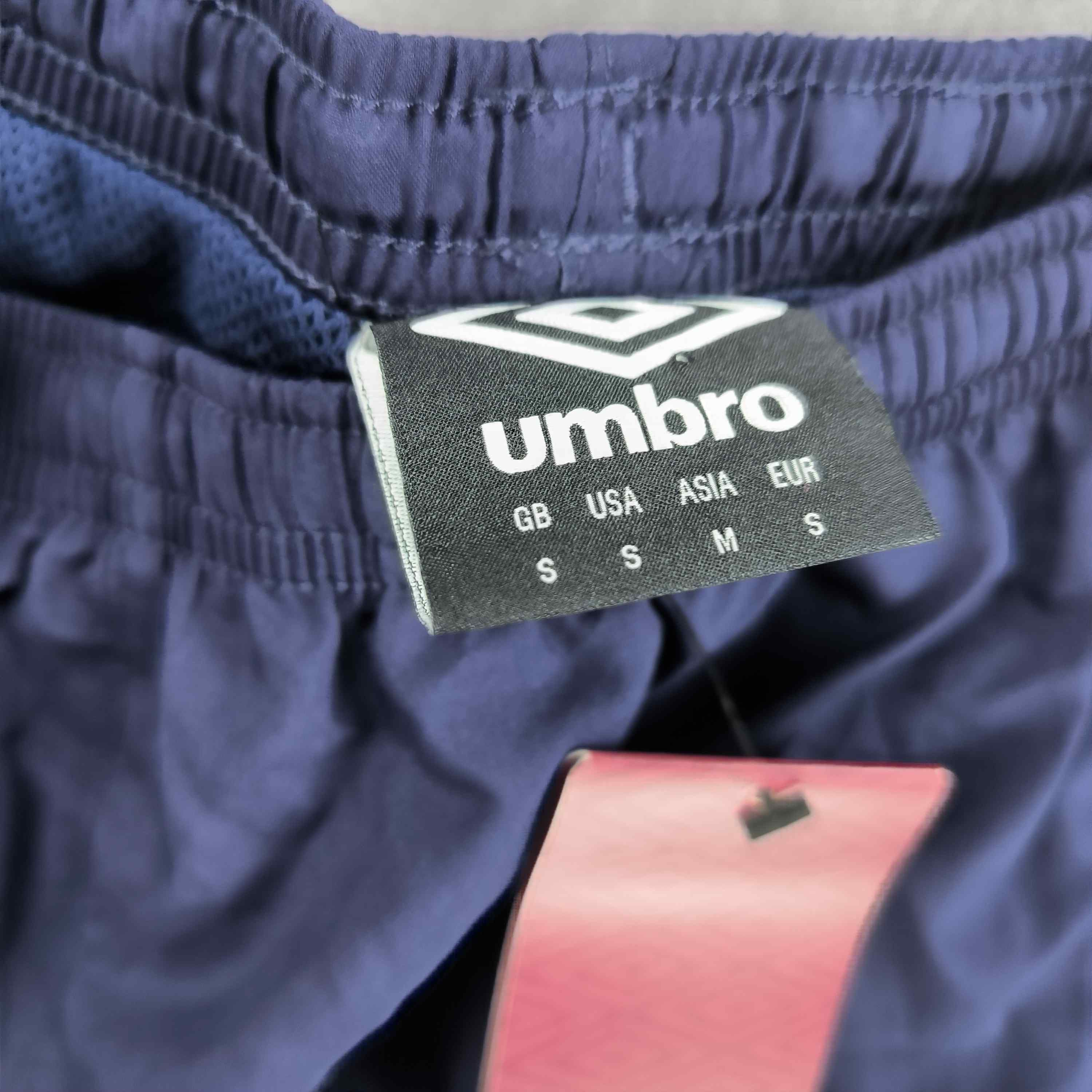 Umbro NEW West Ham United Umbro (BNWT) football pants size S Size US 28 / EU 44 - 4 Thumbnail