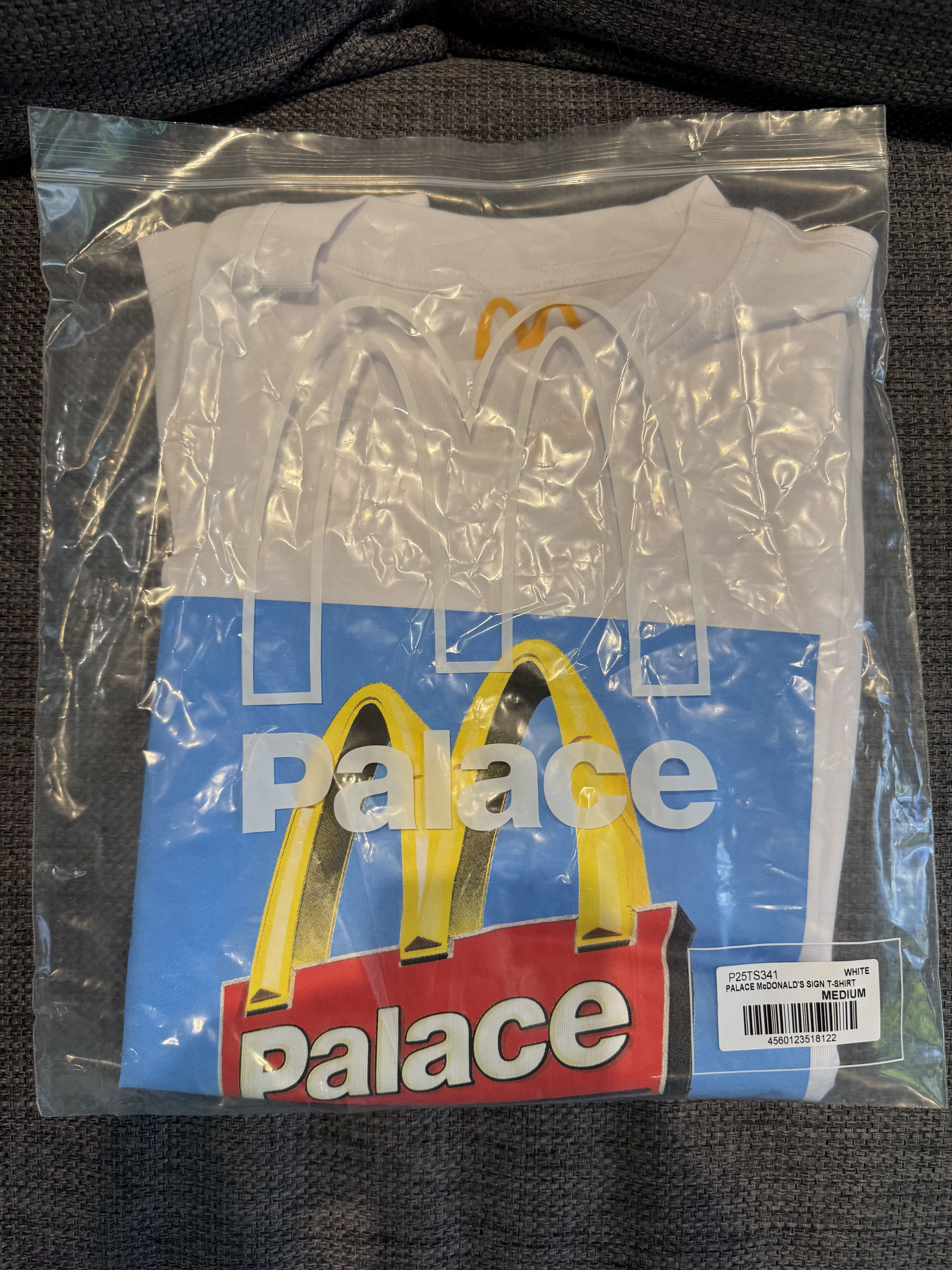 Palace Palace X McDonalds T-shirt size Medium Size US M / EU 48-50 / 2 - 5 Thumbnail