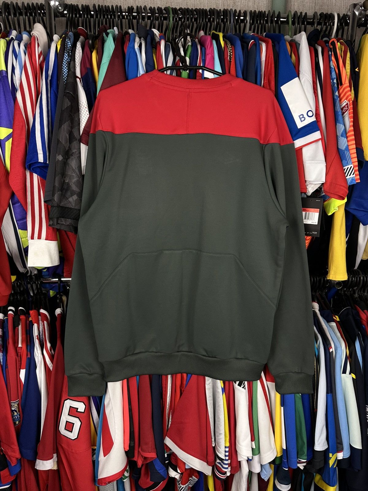 Umbro Umbro Nottingham Forest Football Sweatshirt Soccer Rare Size US L / EU 52-54 / 3 - 2 Thumbnail