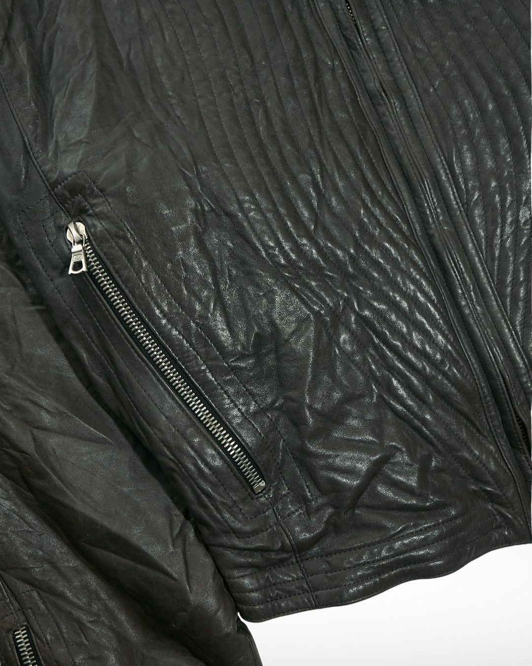 Versace Gianni Versace 1980s Pleated Leather Bomber Jacket Sample Size US L / EU 52-54 / 3 - 4 Thumbnail