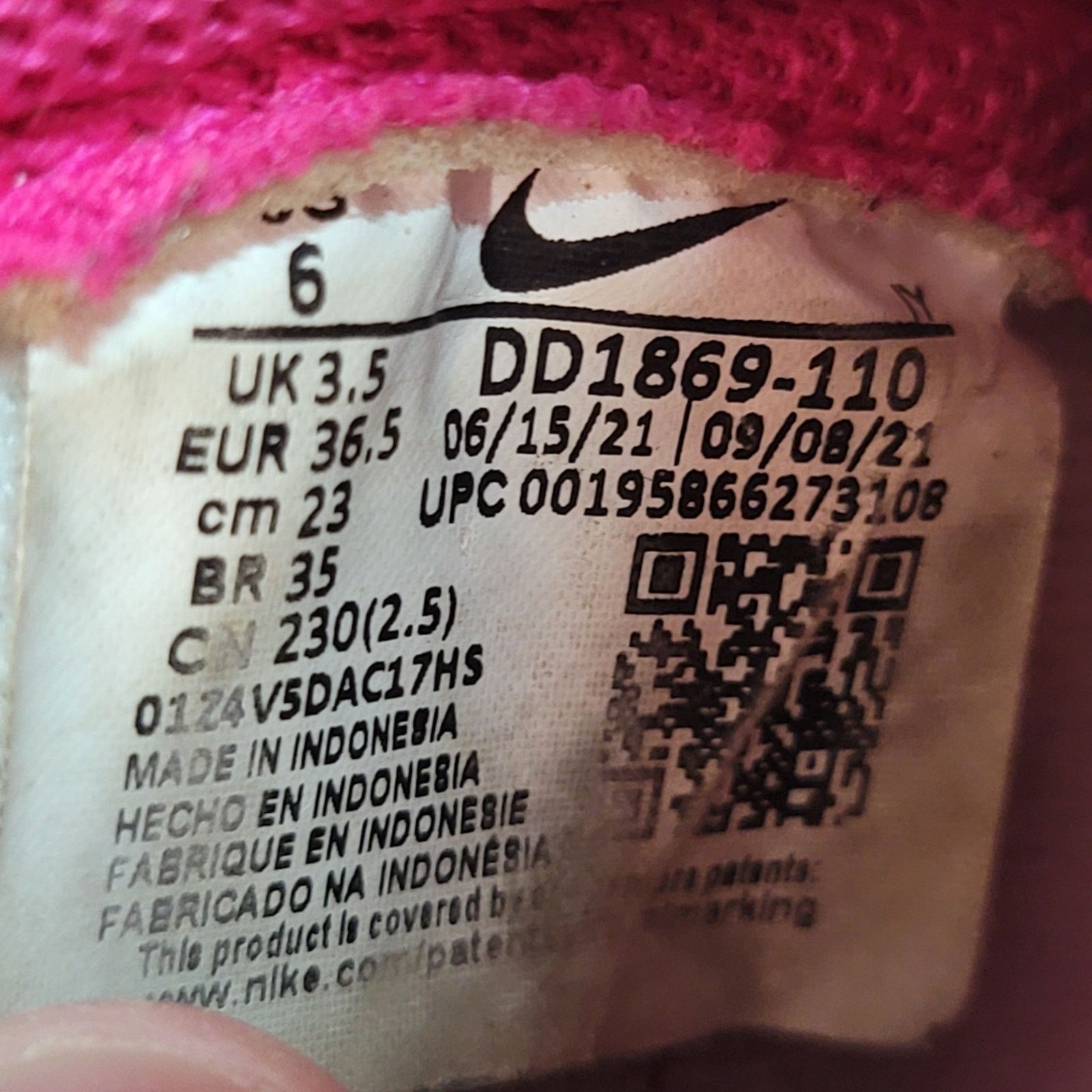 Nike Nike Women's Dunk High Pink Prime Hi-Top Sneakers - Size 6 Size US 6 / IT 36 - 6 Thumbnail