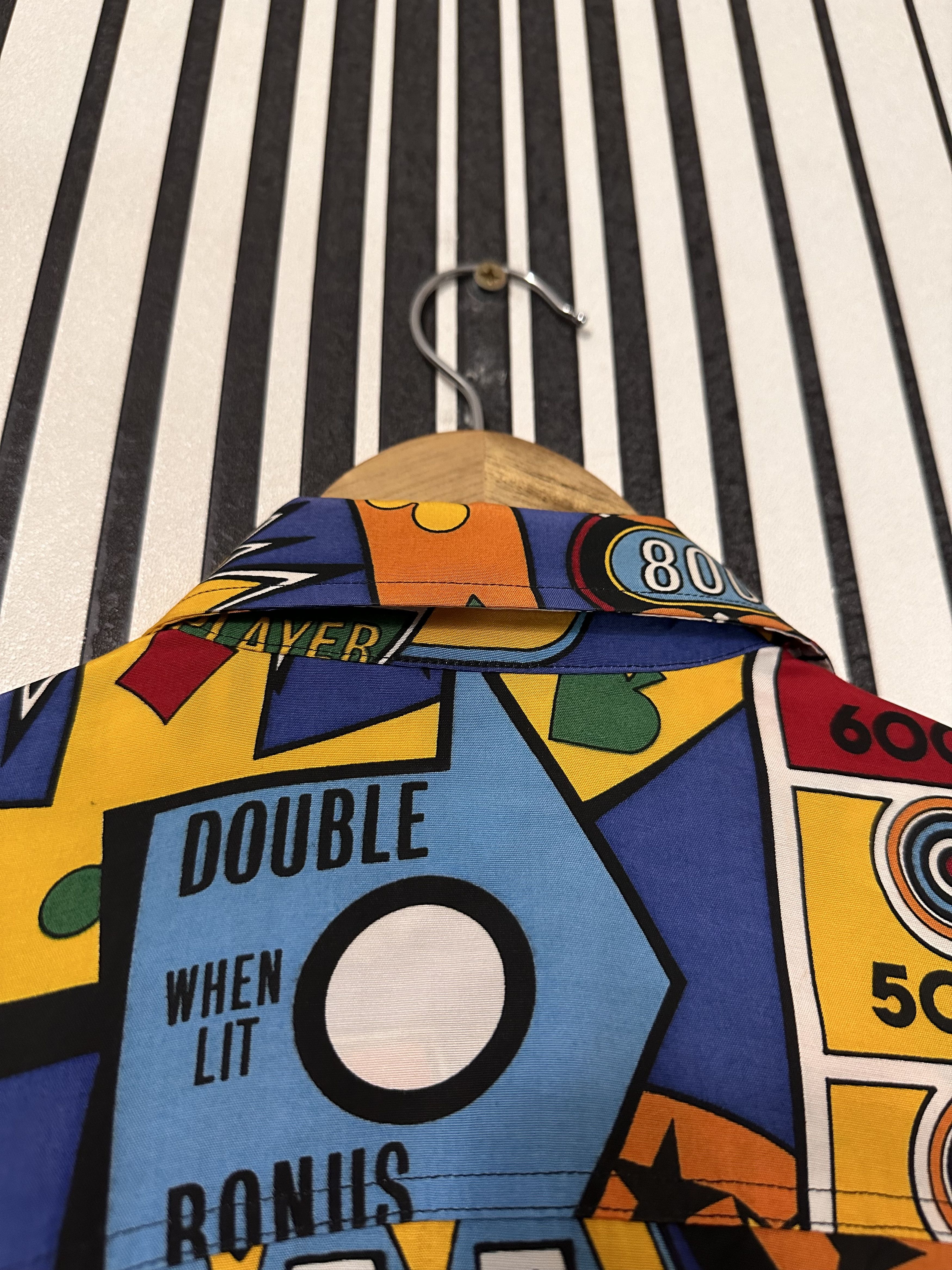 Moschino 90’s Moschino Vintage Gambling-Kasino Rare Full-Print Shirt Size US S / EU 44-46 / 1 - 13 Thumbnail