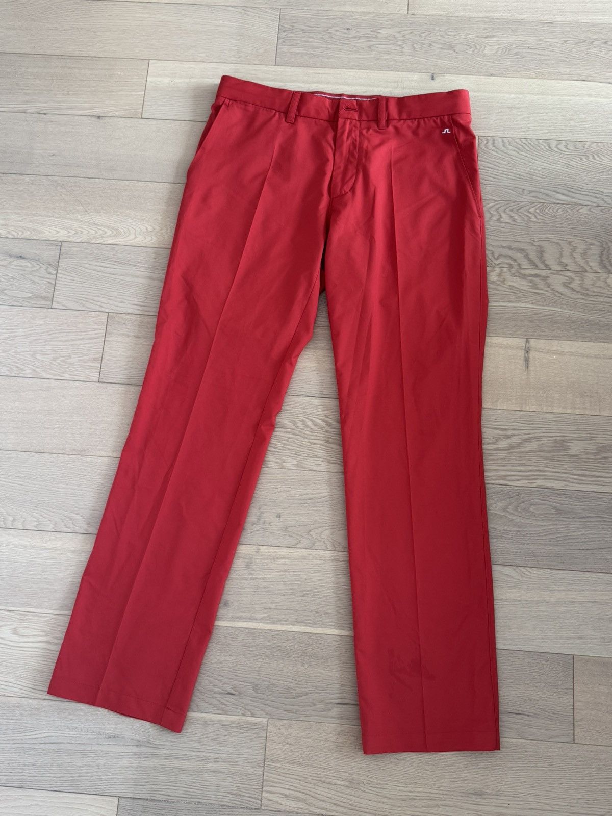J.Lindeberg J.Lindeberg Golf style Red pants Size US 33 - 1 Thumbnail