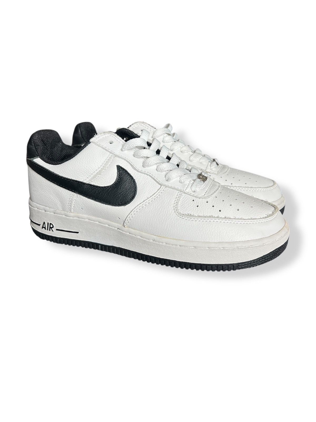 Nike 2005 Nike Air Force 1 Low - White/Black - Size 9.5 Size US 9.5 / EU 42-43 - 1 Thumbnail