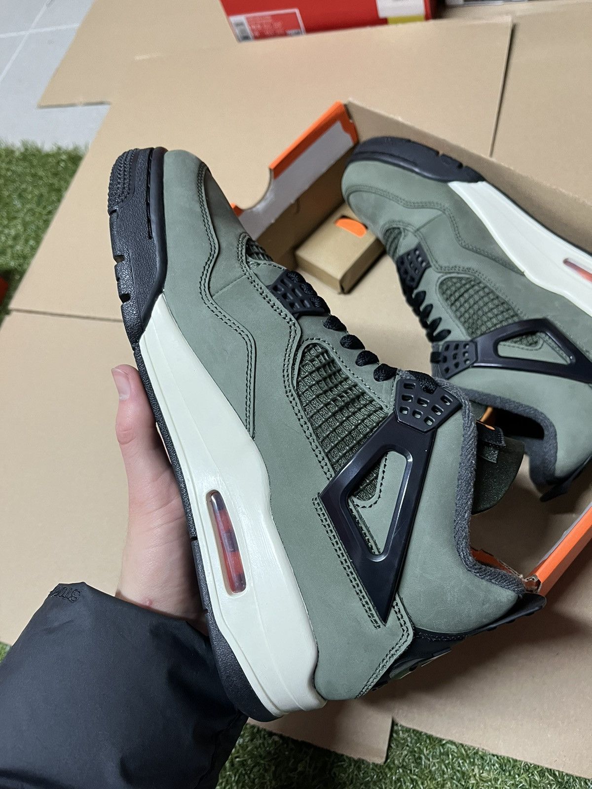 Nike Jordan 4 Retro Undefeated Sp Size US 9 / EU 42 - 5 Thumbnail