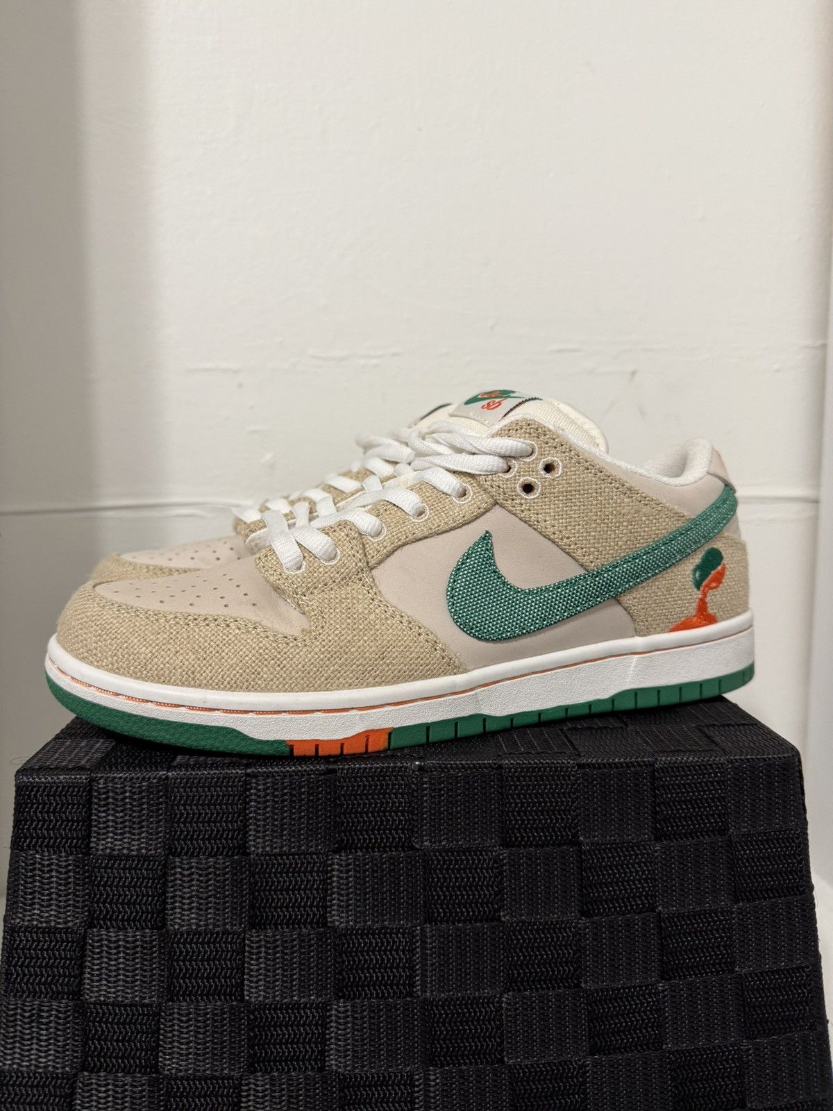 Nike Nike SB Dunk Low Jarritos Size US 8 / EU 41 - 1 Thumbnail