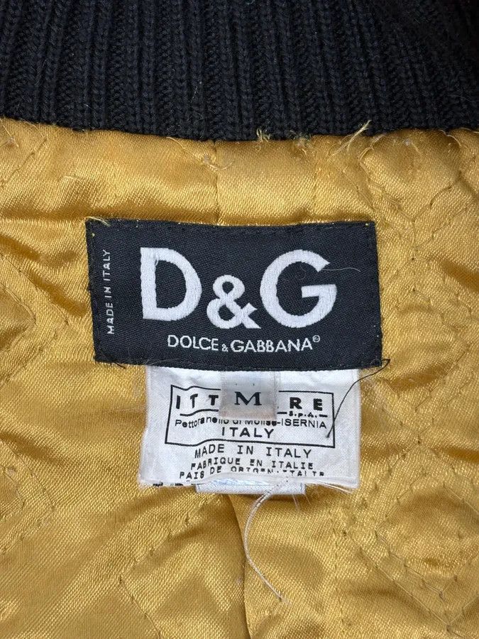 Dolce & Gabbana 2000s Dolce & Gabbana Navy Denim Buttoned Fur Arms Jacket Size US S / EU 44-46 / 1 - 11 Thumbnail