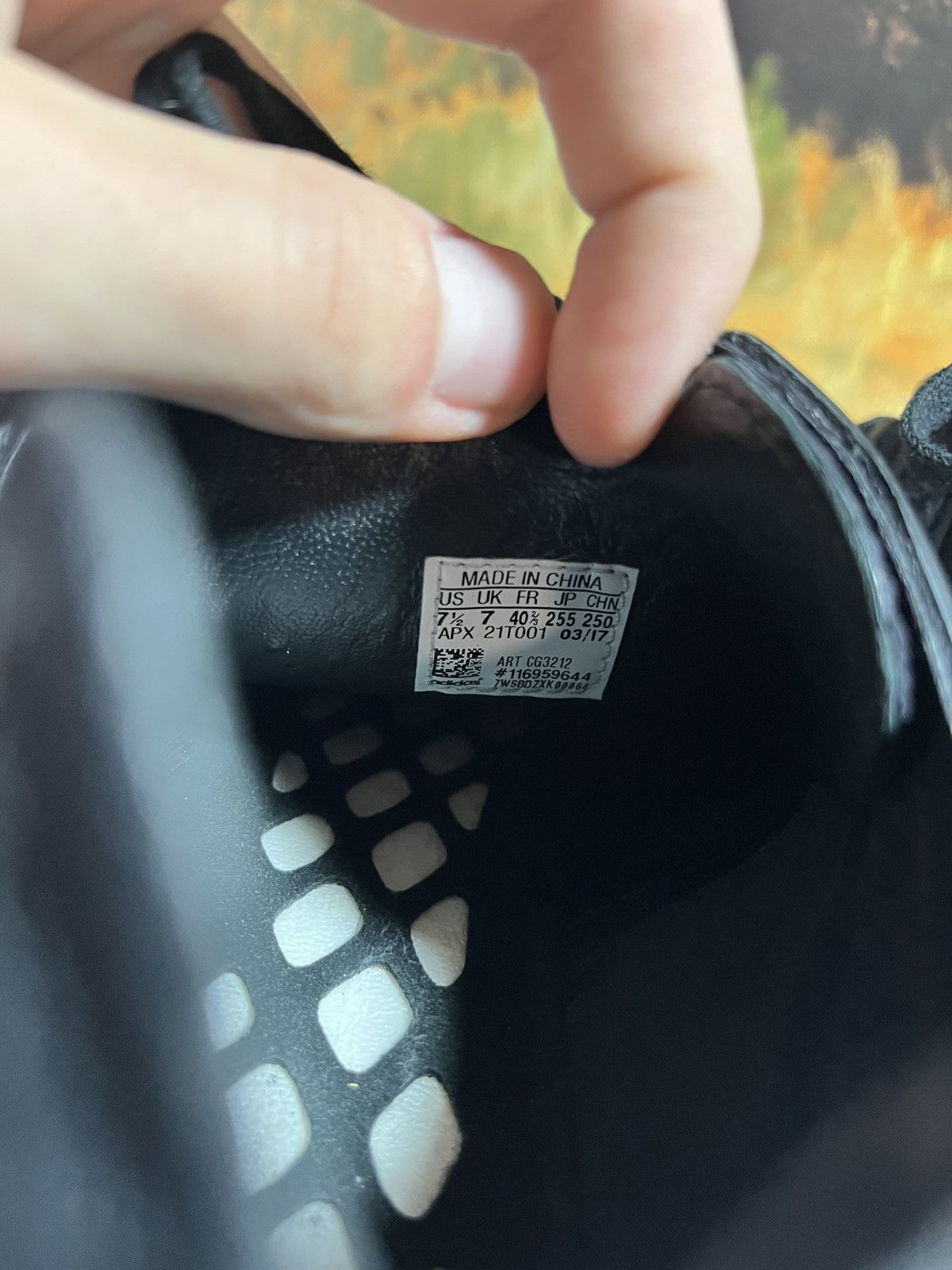 Adidas × Designer × Yohji Yamamoto Y-3 Yohji boost Adidas Size US 7.5 / EU 40-41 - 2 Thumbnail
