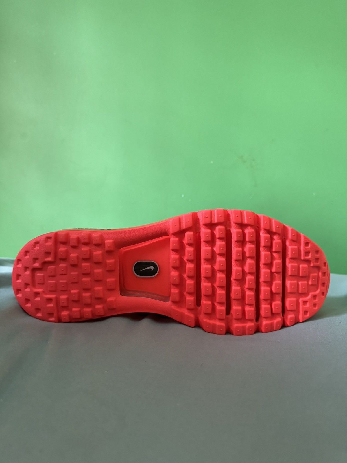 Nike Nike Air Max 2017 Size US 11 / EU 44 - 5 Thumbnail