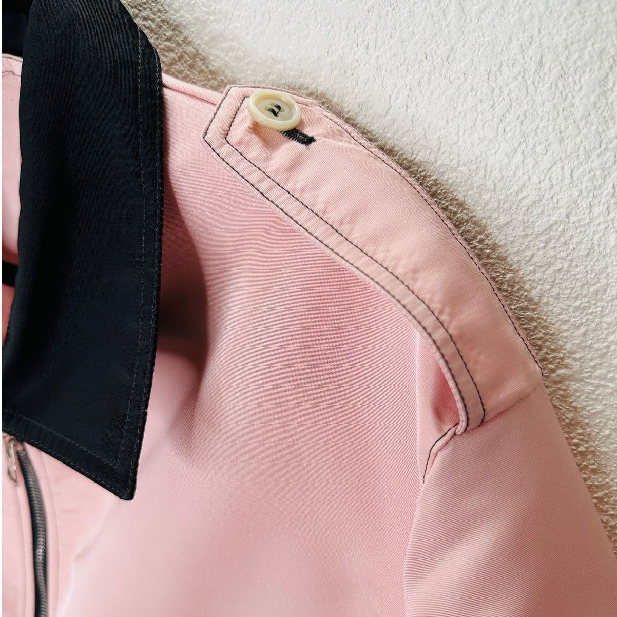 Alexander McQueen Alexander McQueen Pink & Black Dip Dye Front Zip Jacket 50 Size US L / EU 52-54 / 3 - 11 Thumbnail