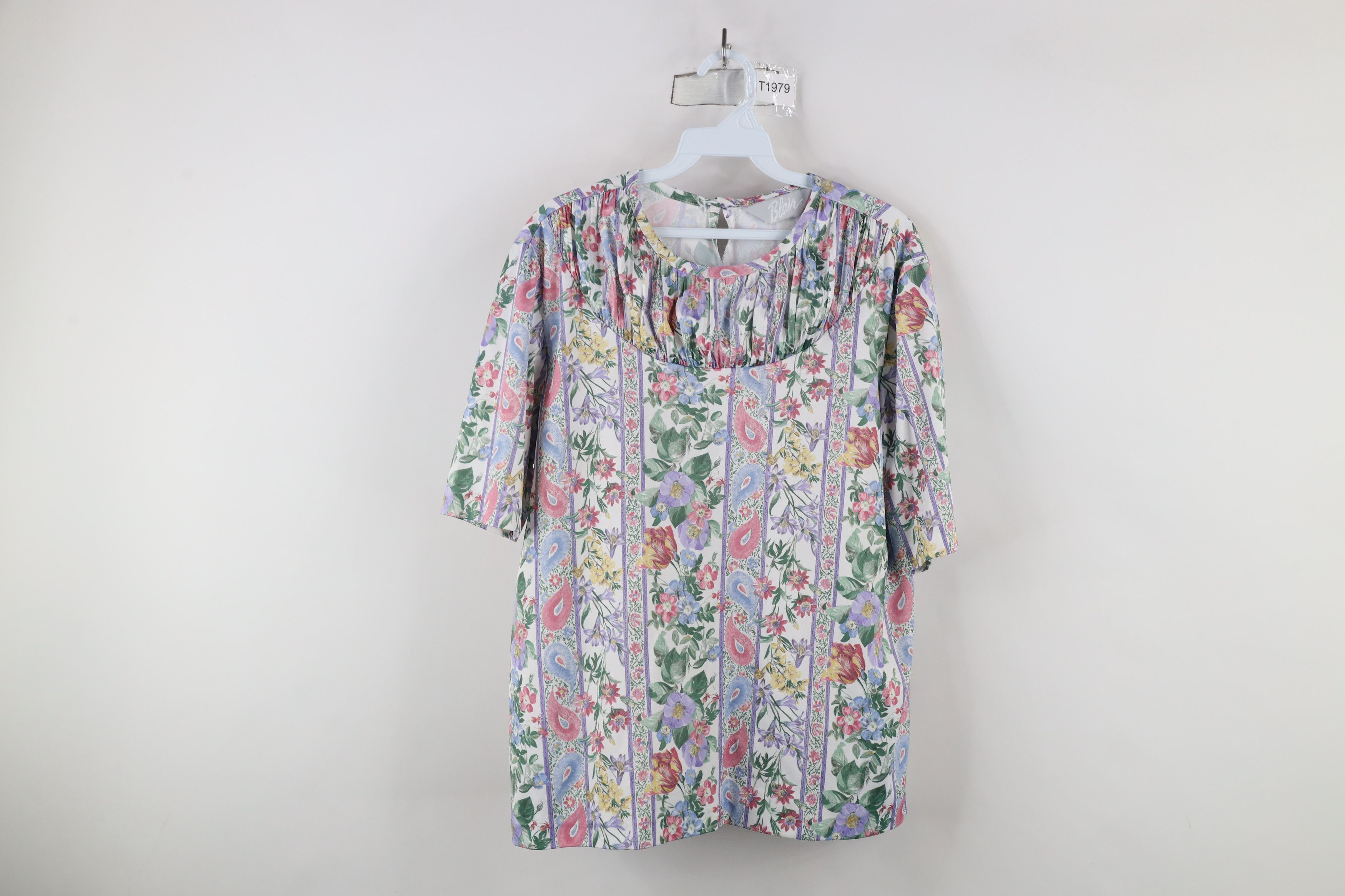 Vintage Vintage 90s Streetwear Flower Ruffle Knit Shirt Blouse USA Size L / US 10 / IT 46 - 1 Thumbnail