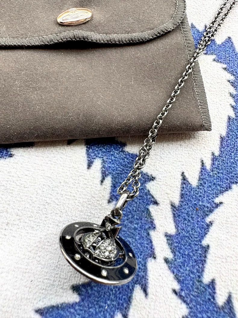 Vivienne Westwood Vivienne Westwood Mid-sized small black enamel full diamon Size ONE SIZE - 1 Thumbnail