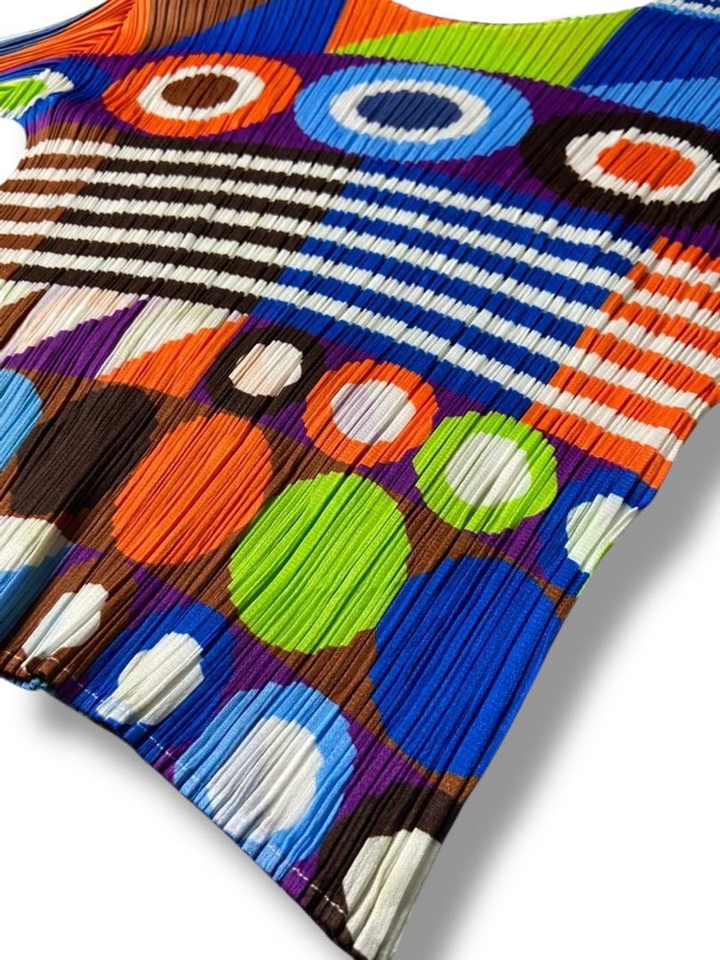 Pleats Please Issey Miyake 🔥 Pleats Please x Issey Miyake Geometric Top 🔥 (135) Size XS / US 0-2 / IT 36-38 - 5 Thumbnail