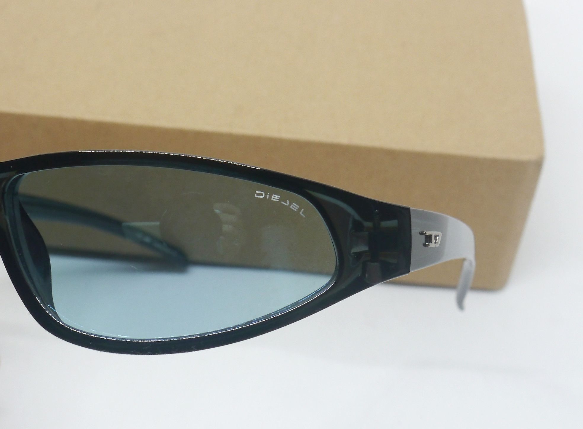 Diesel DIESEL Cytozene Blue Lense Sunglasses 62 □ 14 125 Size ONE SIZE - 5 Thumbnail