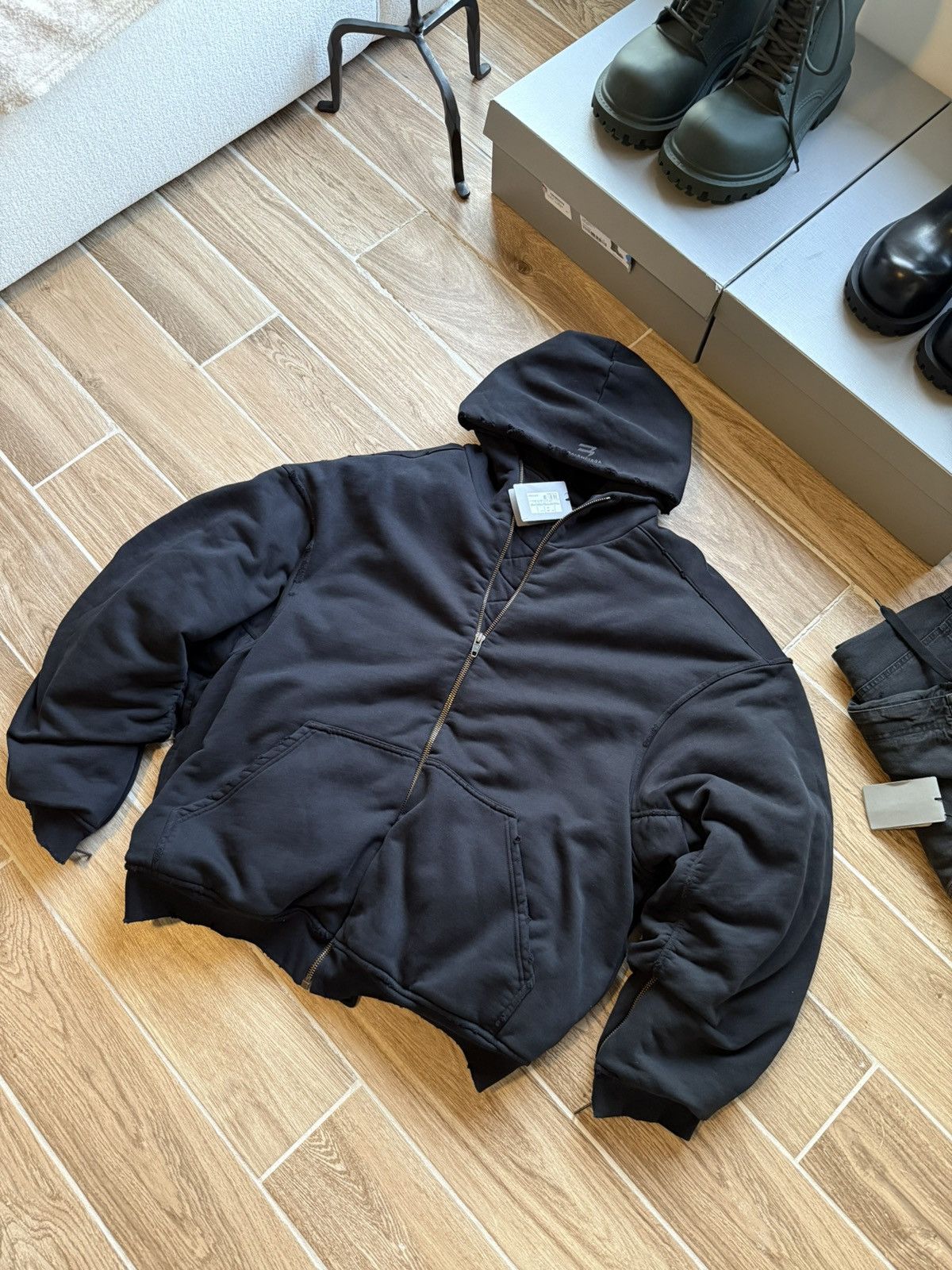 Balenciaga Sporty B Bomber | Grailed