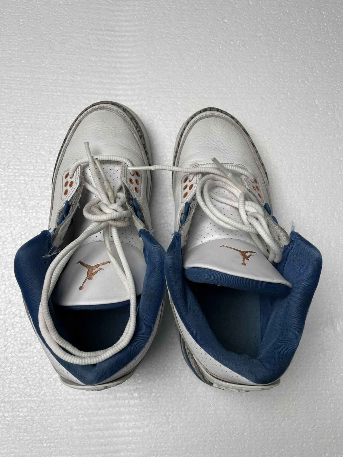 Jordan Brand Nike Air Jordan 3 Retro Washington Wizards Shoes 6.5 Youth Size US 6.5 / EU 39-40 - 6 Thumbnail