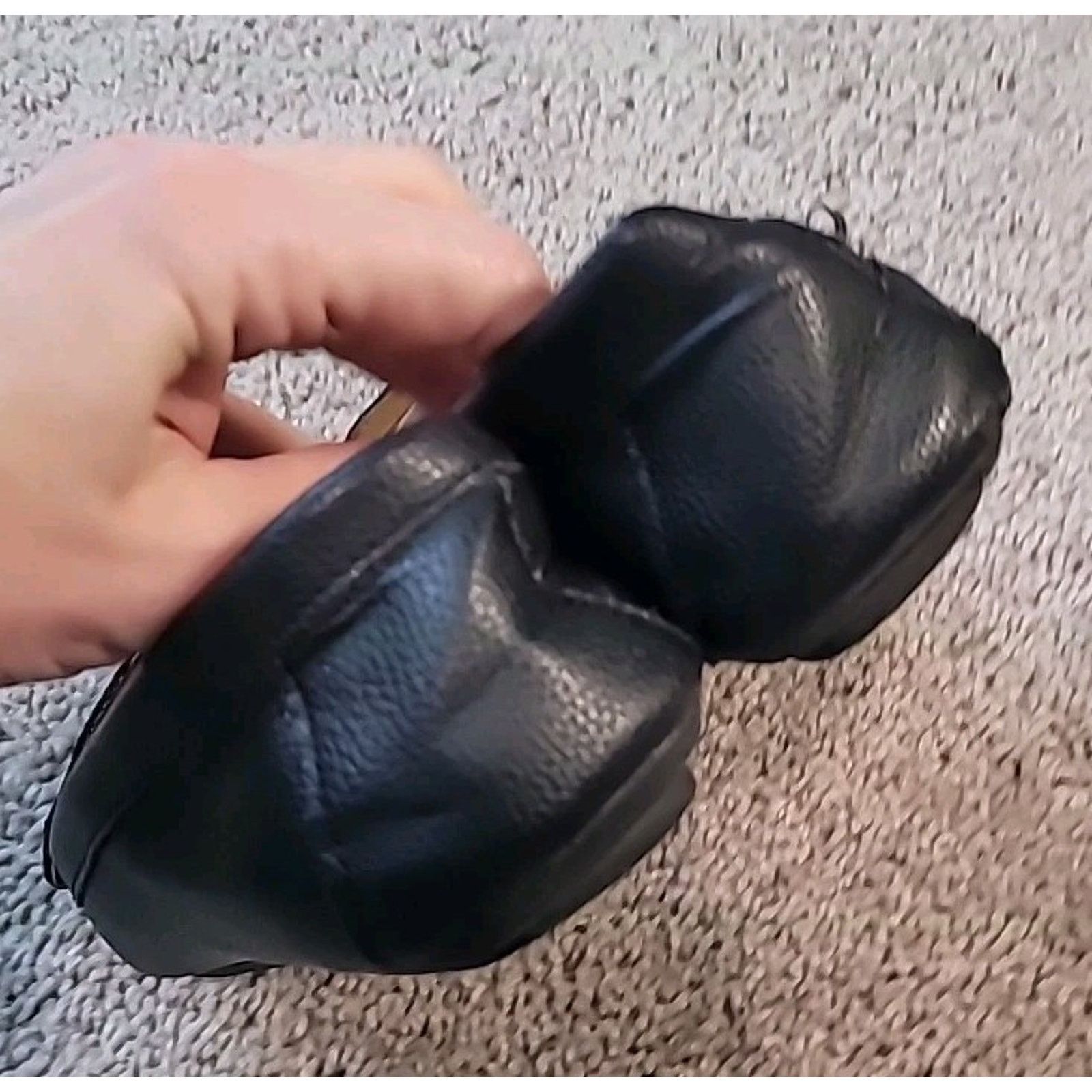 Calvin Klein Calvin Klein Leonie Black Loafer Flats Women’s Size 7M Size US 7 / IT 37 - 7 Thumbnail