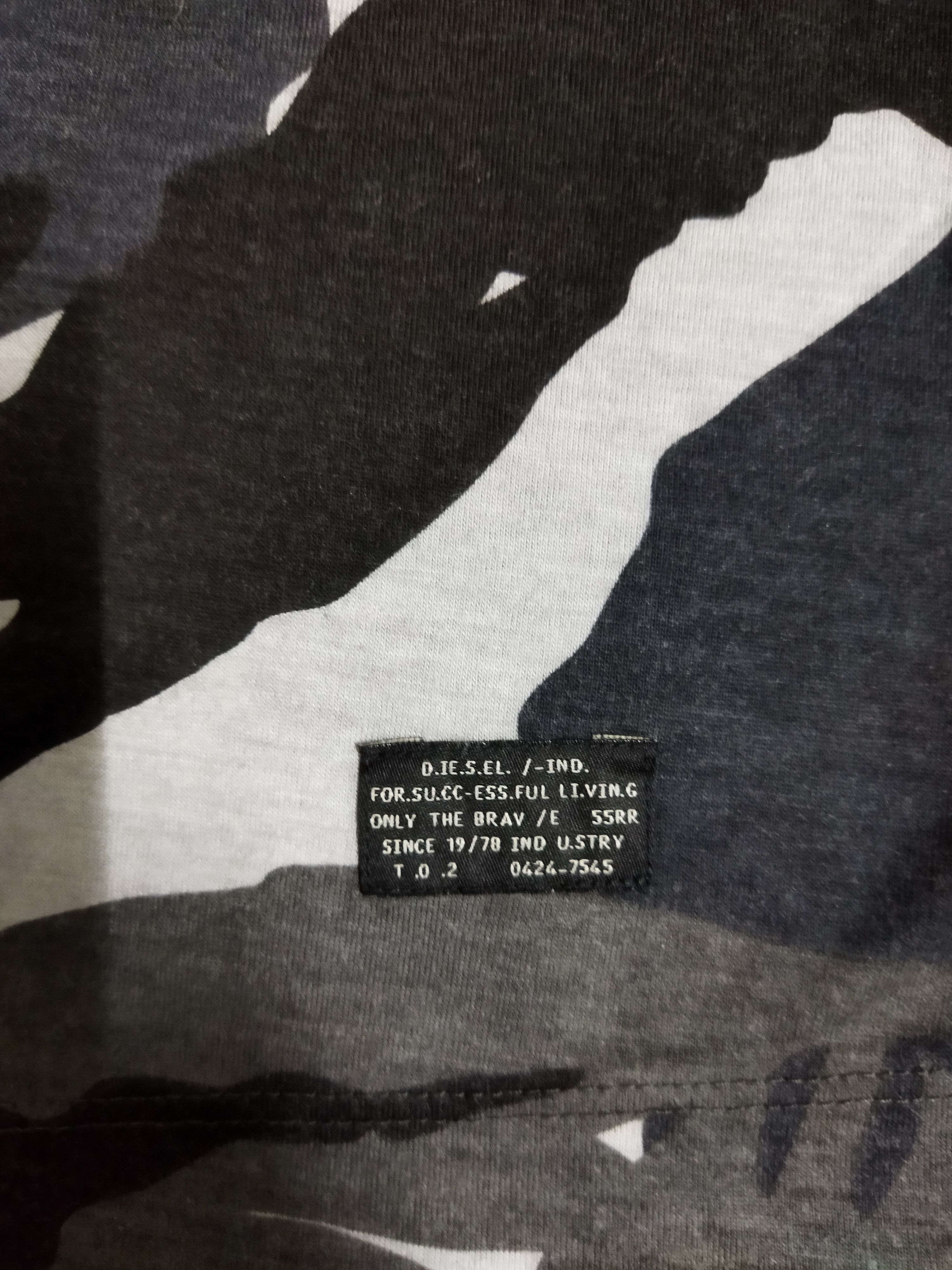 Diesel Diesel Camo Tee Size US L / EU 52-54 / 3 - 4 Thumbnail