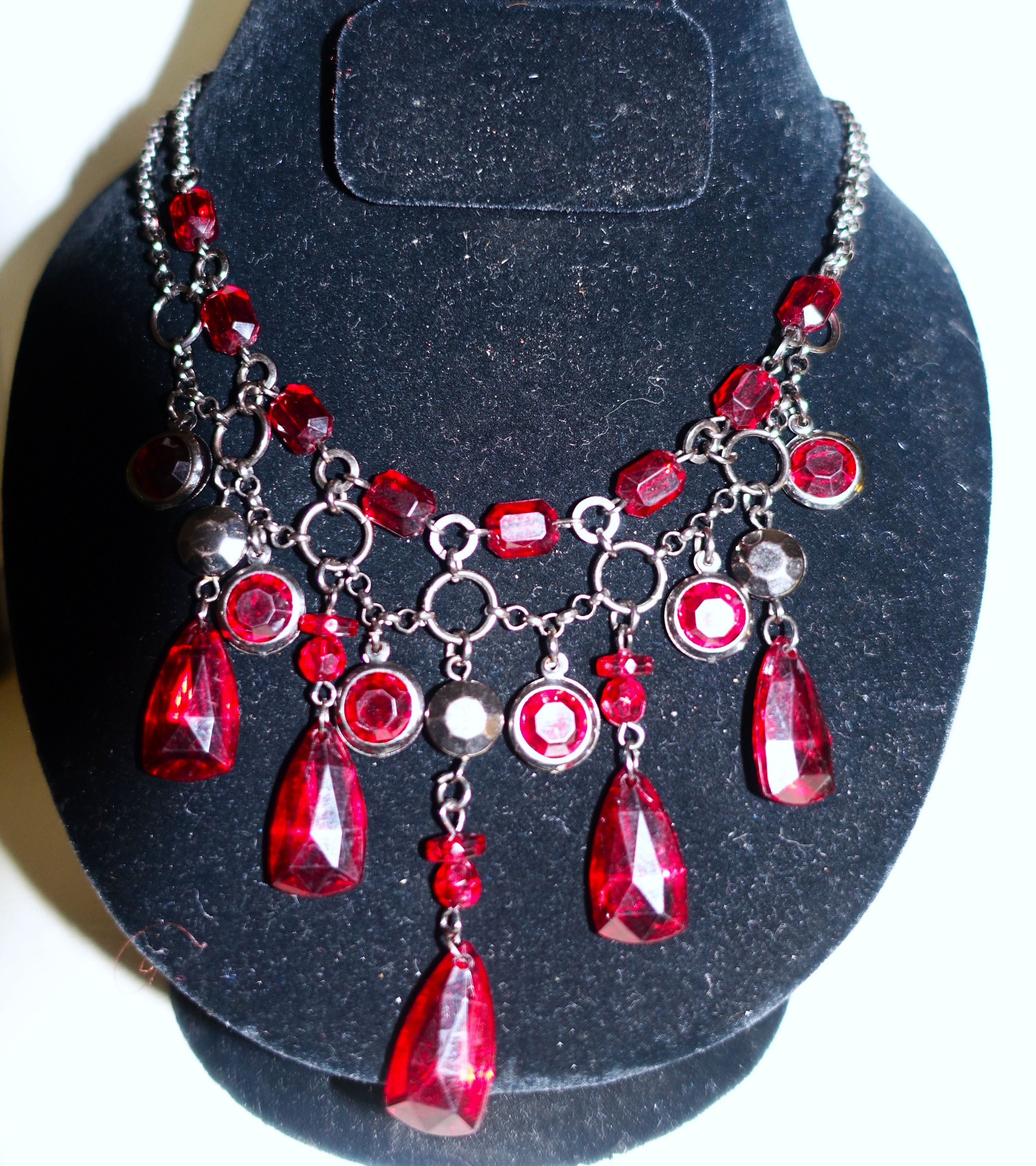 Other Silver Tone Burgundy Drop Beaded Goth Necklace Size ONE SIZE - 5 Thumbnail