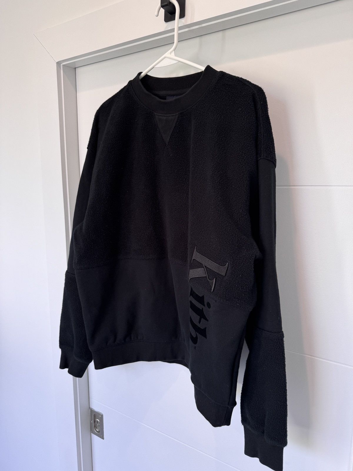 Kith Kith Reverse Paneled Fleece Crewneck Sweatshirt Black Size M Size US M / EU 48-50 / 2 - 4 Thumbnail
