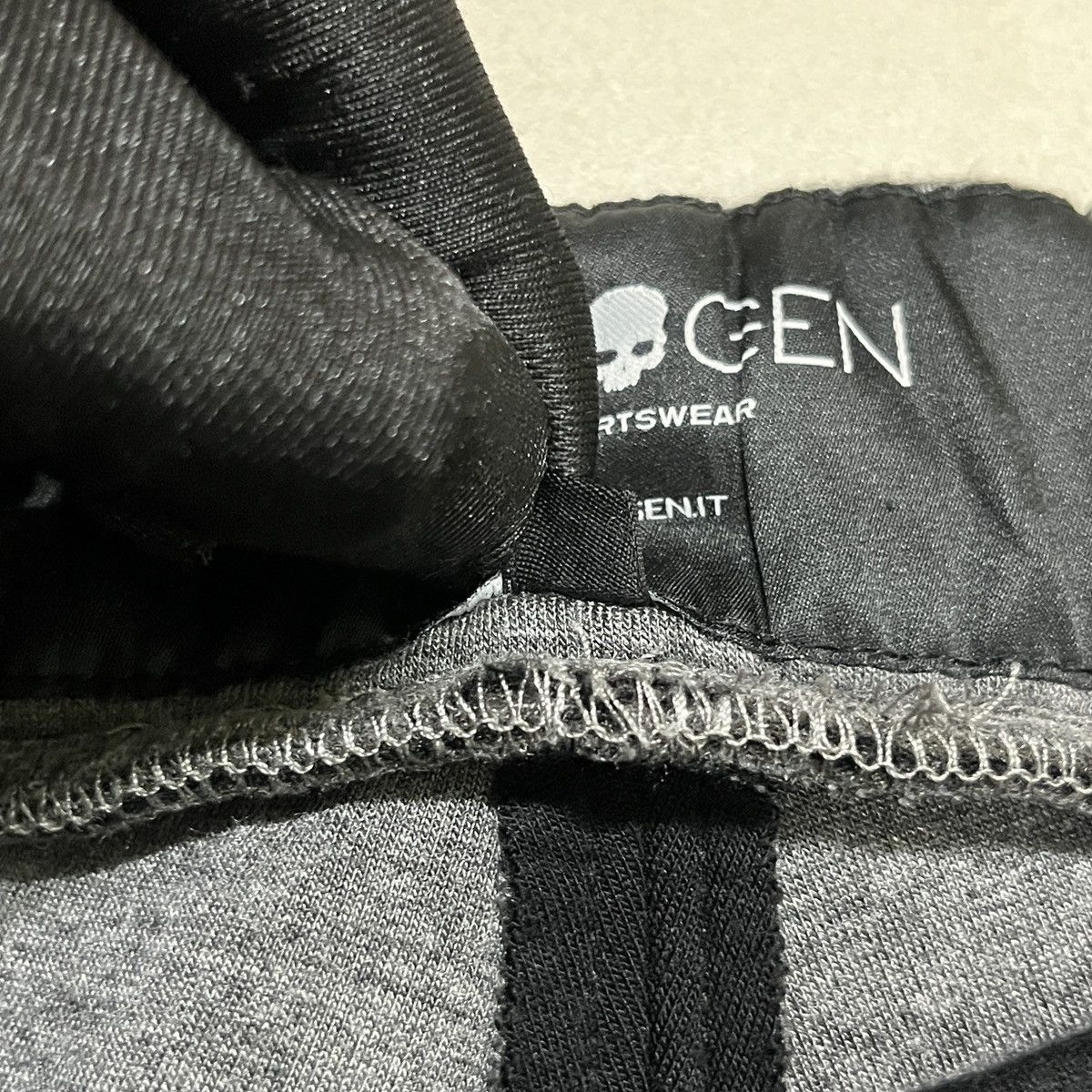 HYDROGEN Hydrogen Italy Stripe Sweatpants / Joggers Size US 30 / EU 46 - 6 Thumbnail