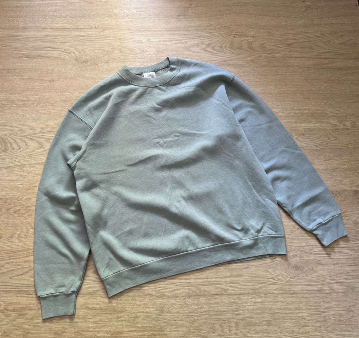 Vintage Vintage 90’s Screen Stars USA Faded Boxy Sweatshirt Size US L / EU 52-54 / 3 - 1 Thumbnail