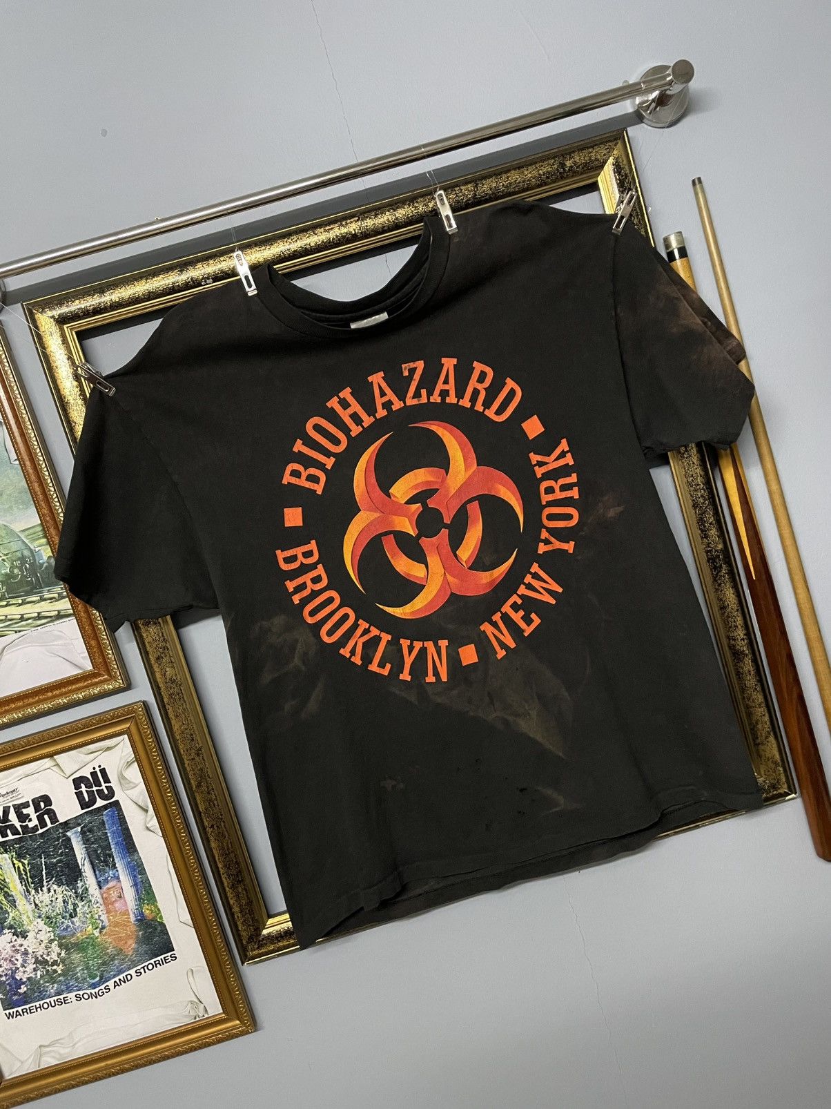 Vintage Vintage 90s Biohazard Og American Hardcore Sunfaded Tshirt Size US XL / EU 56 / 4 - 2 Thumbnail