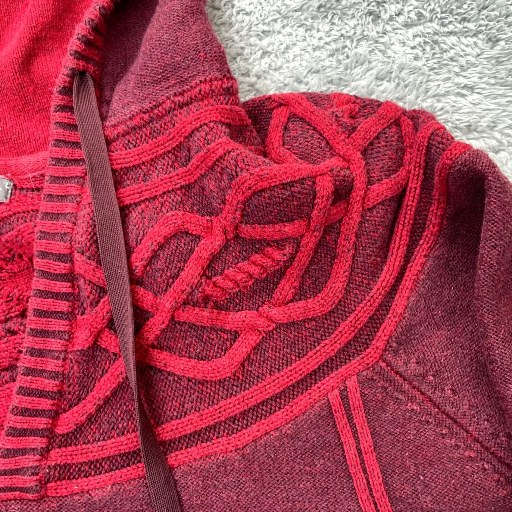 Eddie Bauer VINTAGE Eddie Bauer Sweater Womens XL Red Fair Isle Hooded Tight Knit Pullover Raglan Sleeve Knit Wool Blend Top Womens Size XL / US 12-14 / IT 48-50 - 7 Thumbnail