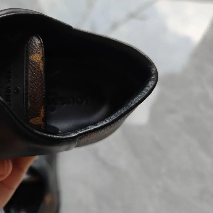 Louis Vuitton Louis Vuitton Black Leather Travel Sneakers -2508 Size US 9 / EU 42 - 2 Thumbnail