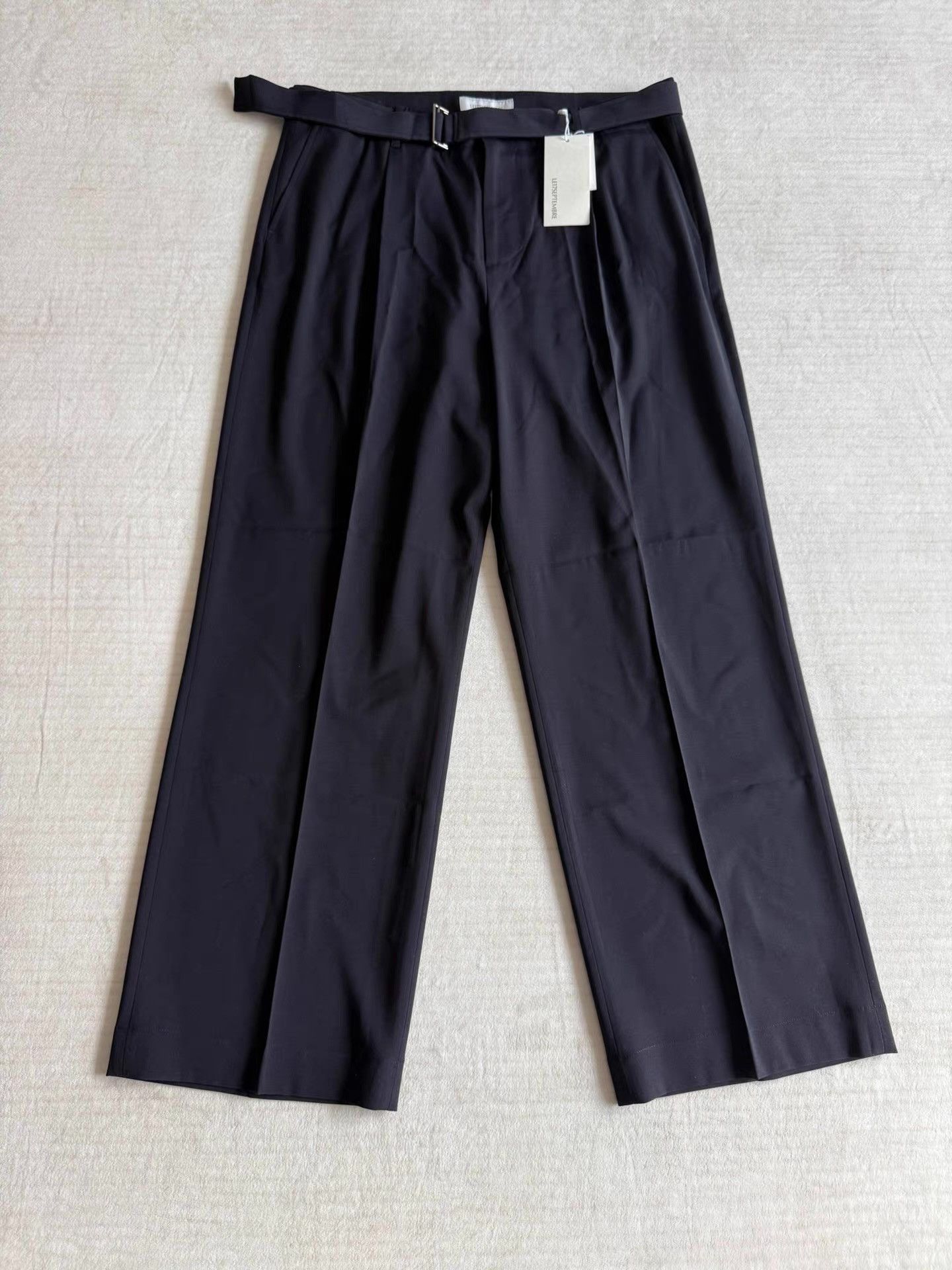 LE17SEPTEMBRE LE17SEPTEMBRE Men's Spring & Summer Lightweight Ｑ23 Size US 36 / EU 52 - 1 Thumbnail