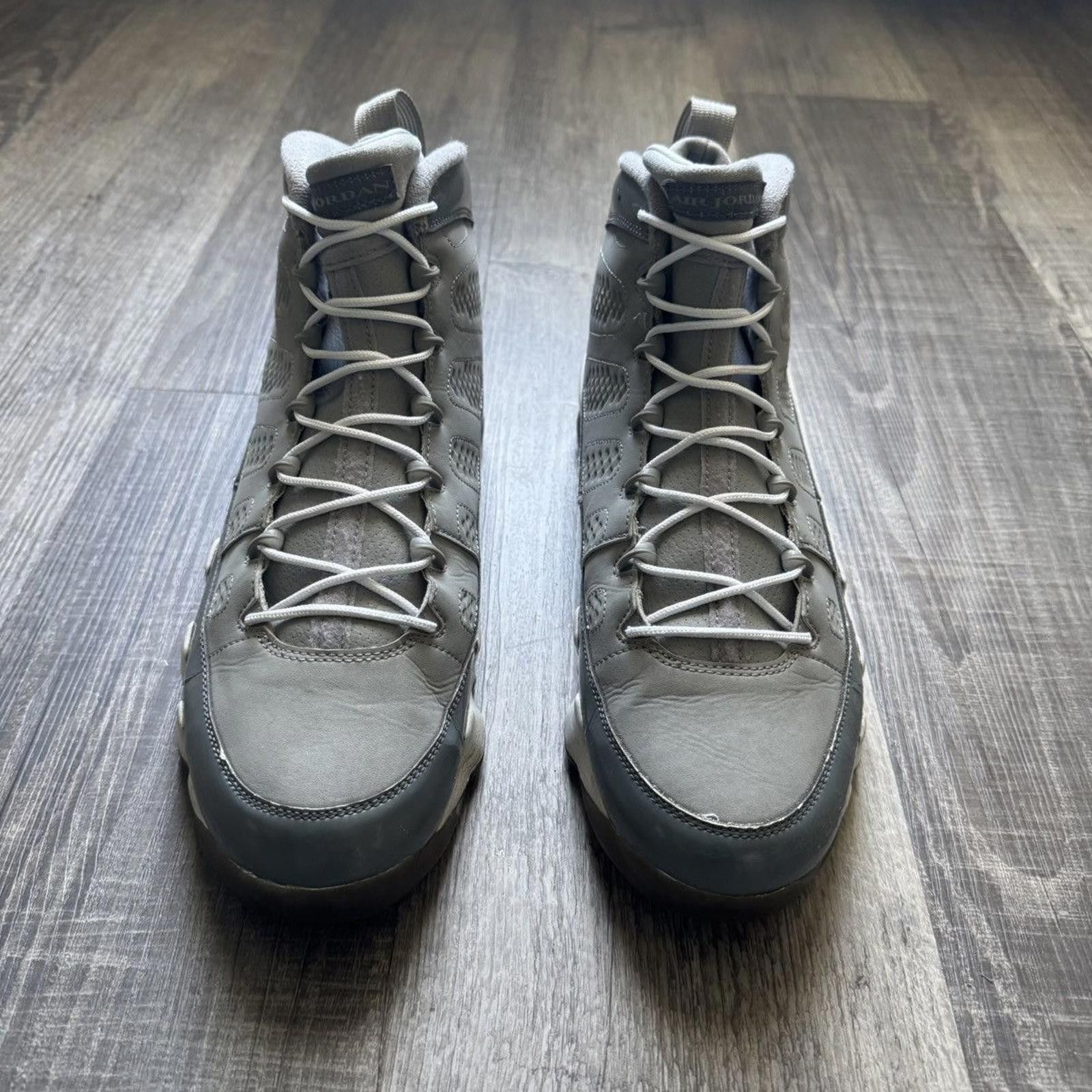 Nike NIKE • JORDAN 9 Retro "2012 Cool Grey" (12M) Size US 12 / EU 45 - 4 Thumbnail