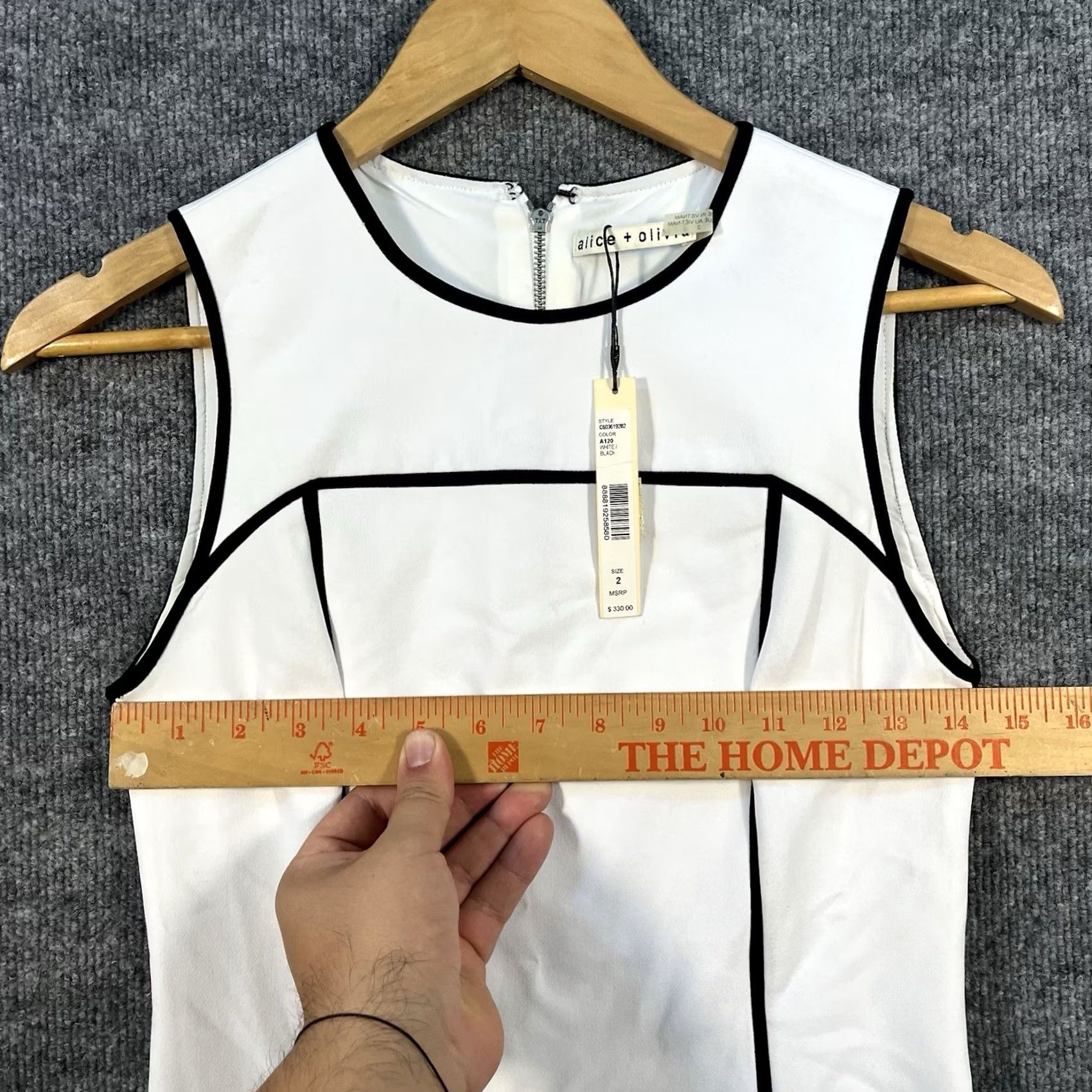 Alice + Olivia Alice + Olivia Emilee Sheath Dress Sleeveless White Size 2 NWT MSRP 30 Party Cocktail Short 文字?? Size XS / US 0-2 / IT 36-38 - 6 Thumbnail