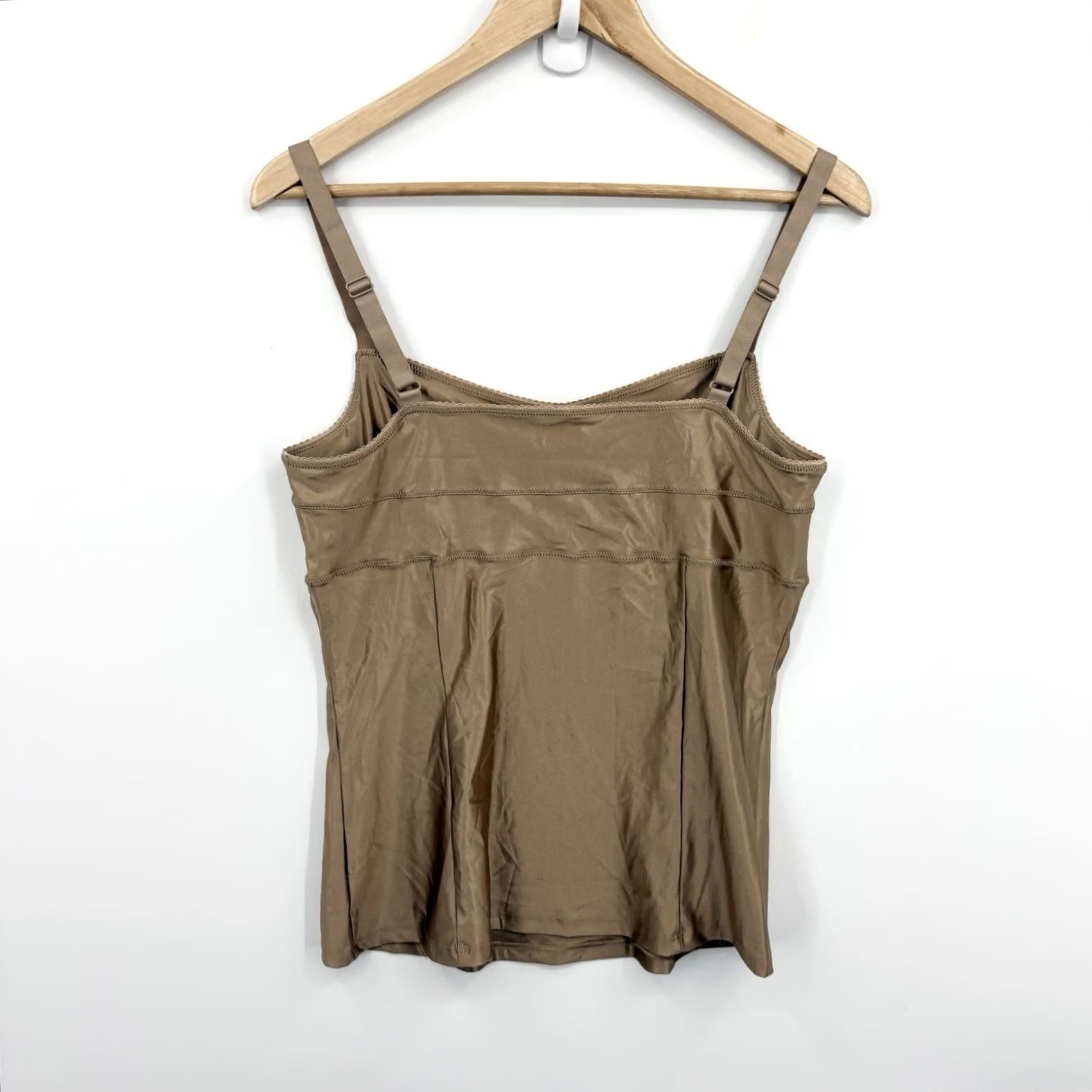 Aritzia Aritzia Ten Bustier Cami Top Women L Satinette Nocturne Festival Indie Glam Tank Cropped Sleeveless Gold Satin Bohemian City Classic Womens Size L / US 10 / IT 46 - 7 Thumbnail