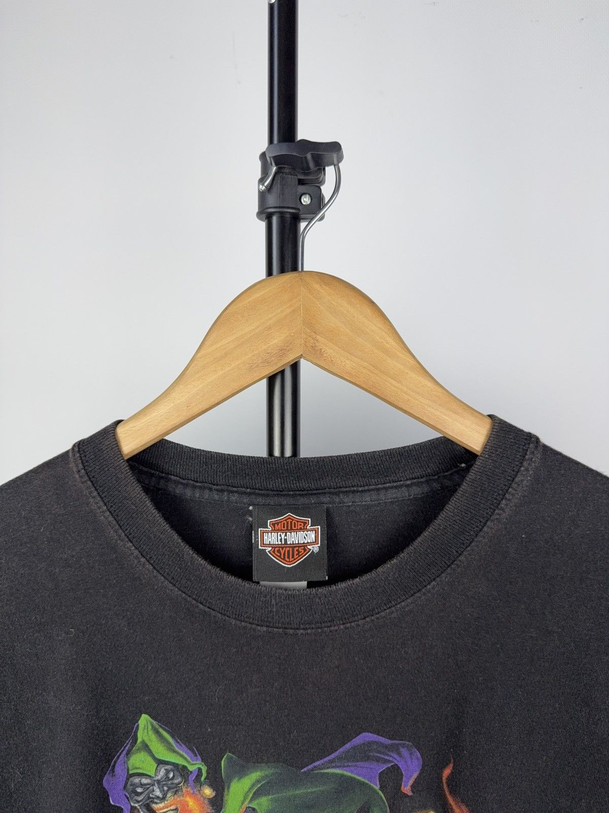 Harley Davidson × Vintage Harley-Davidson Flame Joker Tee 2006 Black Bear England Size US L / EU 52-54 / 3 - 4 Thumbnail