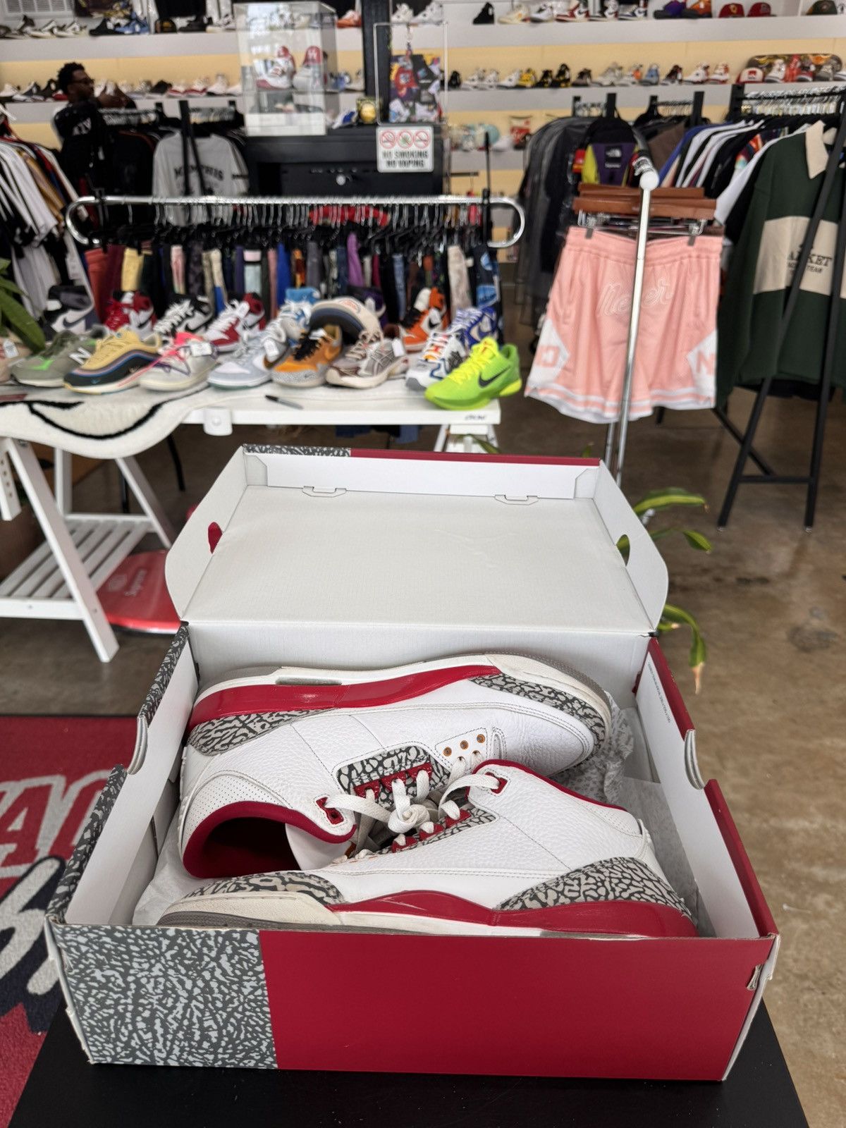 Jordan Brand Air Jordan 3 Cardinal Red Size 10 (2022) Size US 10 / EU 43 - 10 Thumbnail