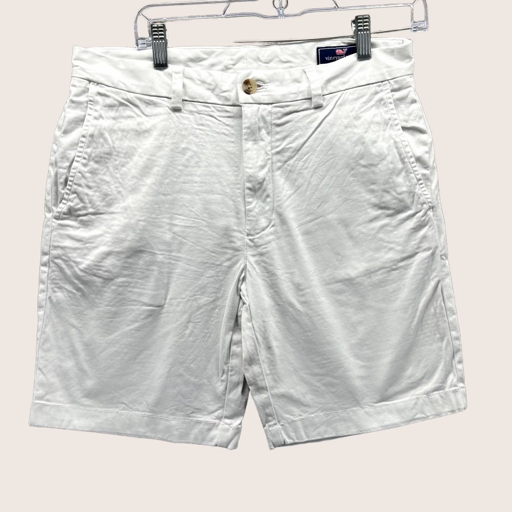 Vineyard Vines Vineyard Vines Shorts Mens 31 White Chino Flat Front 9 Inseam Casual Summer Size US 31 - 1 Thumbnail